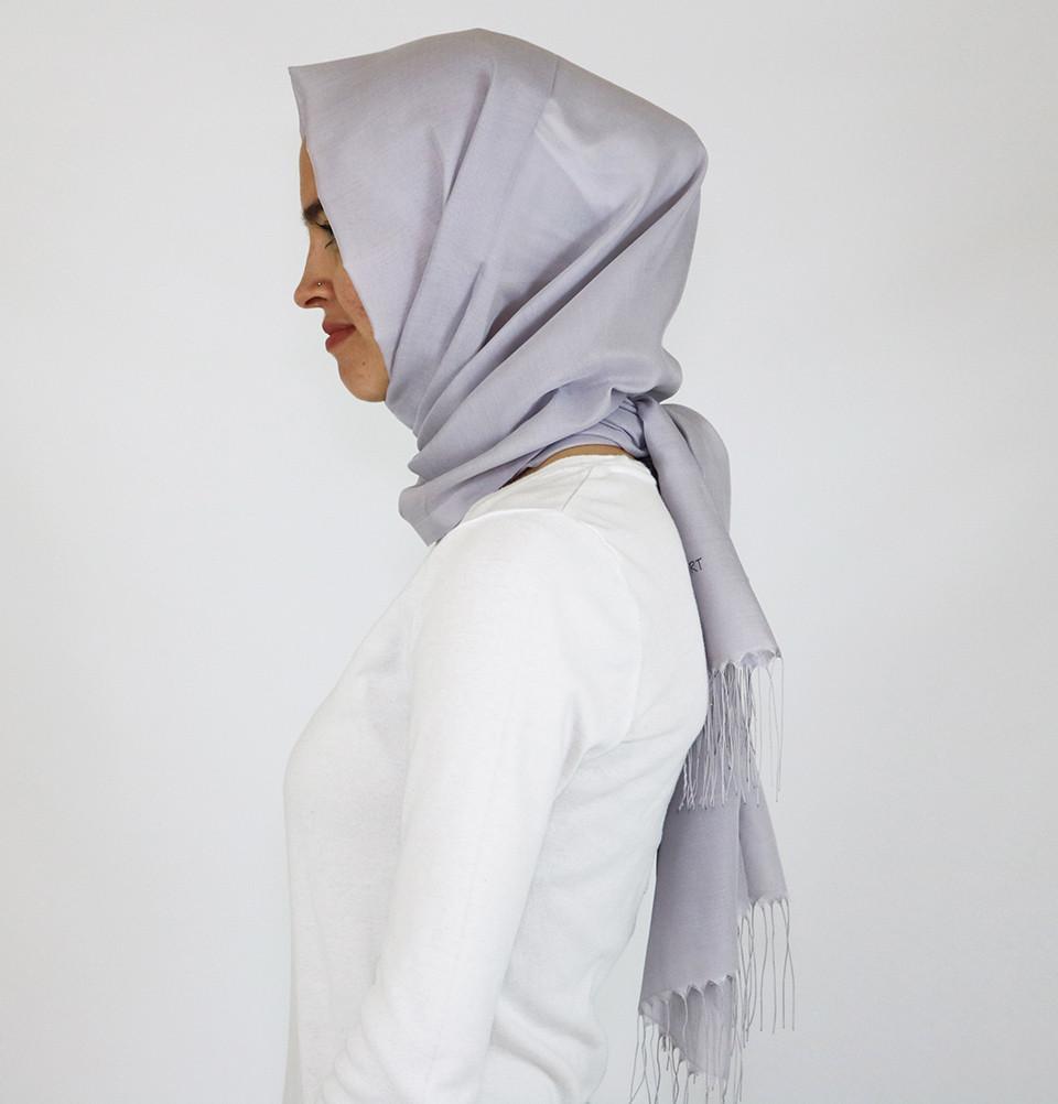Aker Ince Premium Hijab Shawl #371 - Light Grey Scarf for Women, Soft & Breathable Muslim Headscarf - Perfect for Daily Wear, Prayer, and Special Occasions