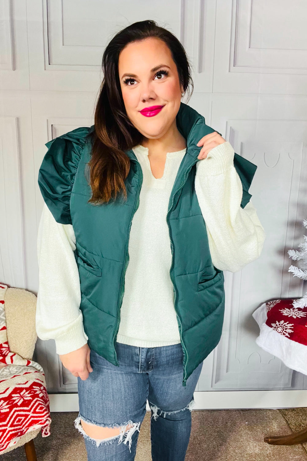 Stylish Hunter Green Quilted Puffer Vest with Ruffle Sleeves & Zipper - Perfect for Winter Fashion, Outdoor Activities & Holiday Outfits