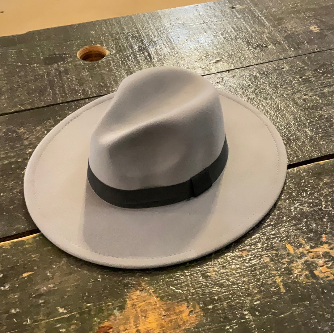 Stylish Gray Felt Fedora Hat for Men & Women - Classic Wool Blend Fedora with Wide Brim - Perfect for Outdoor Events, Weddings, and Vintage Fashion Looks