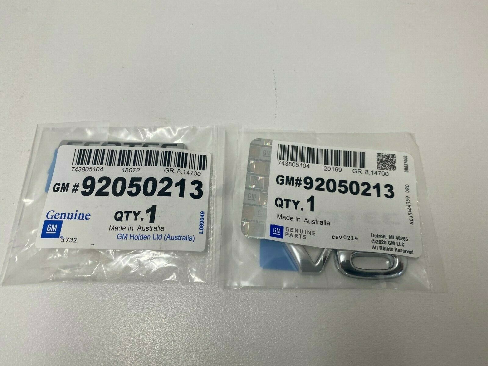 Genuine Holden VS VT VX 1995-2002 Front Fender V6 Ecotec Badge Pair - Perfect Replacement for Commodore Sedan & Ute Models - Car Restoration & Auto Parts Upgrade