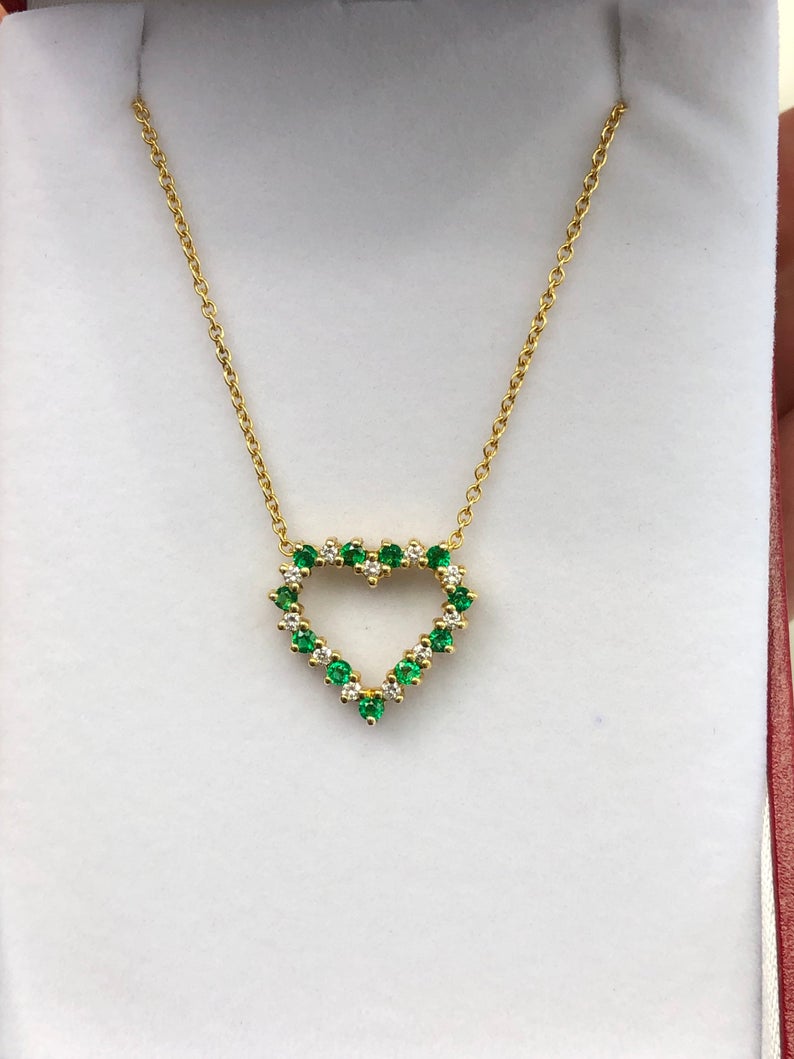 0.55tcw Genuine Emerald & Diamond Heart Pendant Necklace in 18K Gold - Perfect for Valentine's Day Gifts, Anniversary Presents & Romantic Occasions