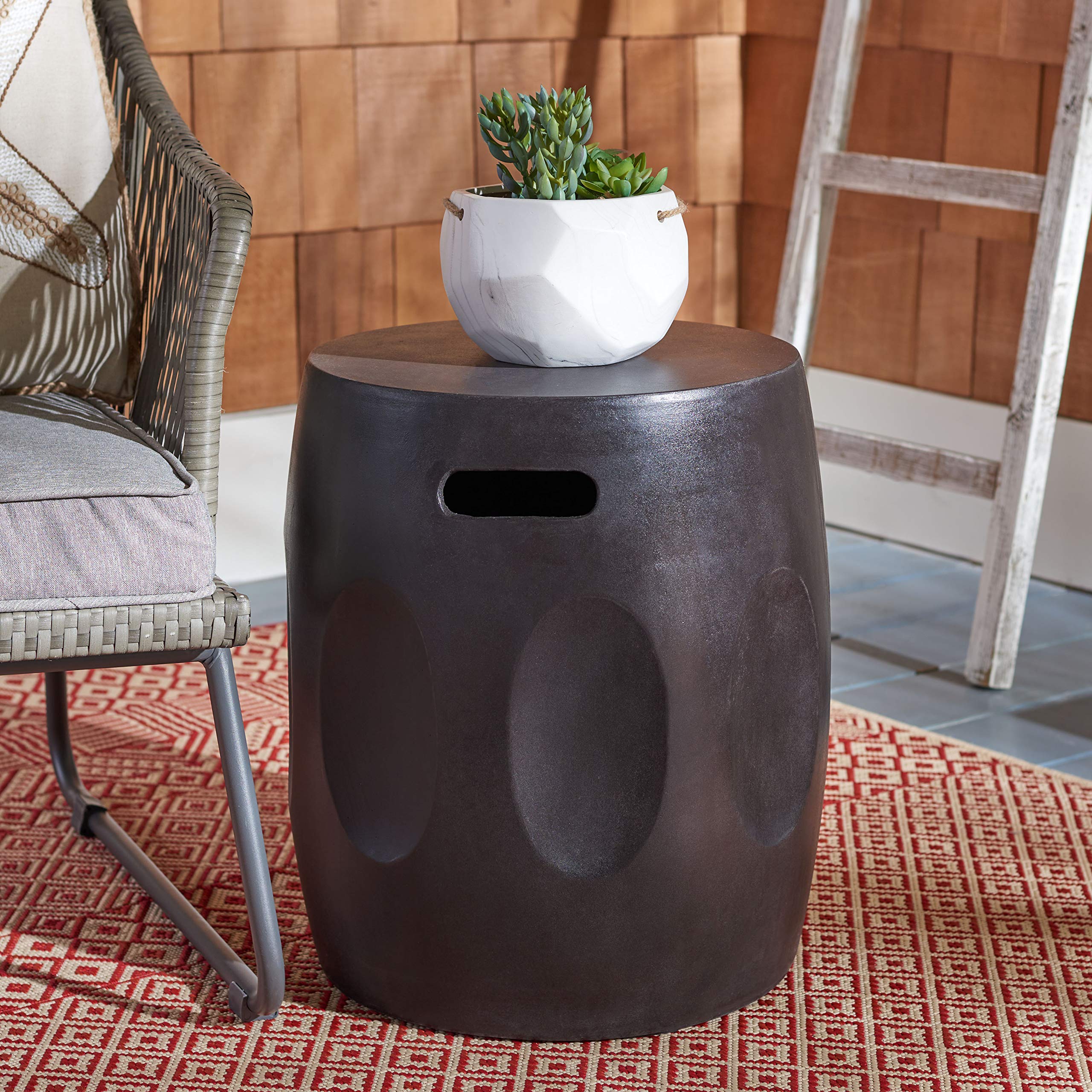 SAFAVIEH Zuri Black Modern Concrete Round Outdoor Accent Table - Perfect for Patio, Garden, and Poolside Decor