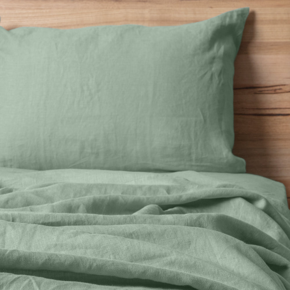 Premium 2-Pack Linen Pillowcases in Refreshing Mint Green - Soft & Breathable for a Cool Night's Sleep - Perfect for Bedroom, Guest Room, and Airbnb Stays
