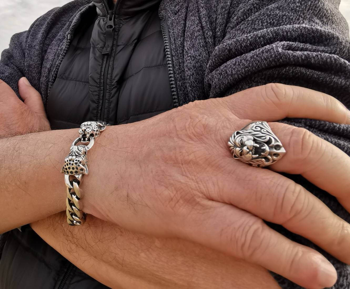 Men's Sterling Silver Garnet Lion Lord Ring - Elegant & Durable Jewelry for Gifts, Weddings & Special Occasions