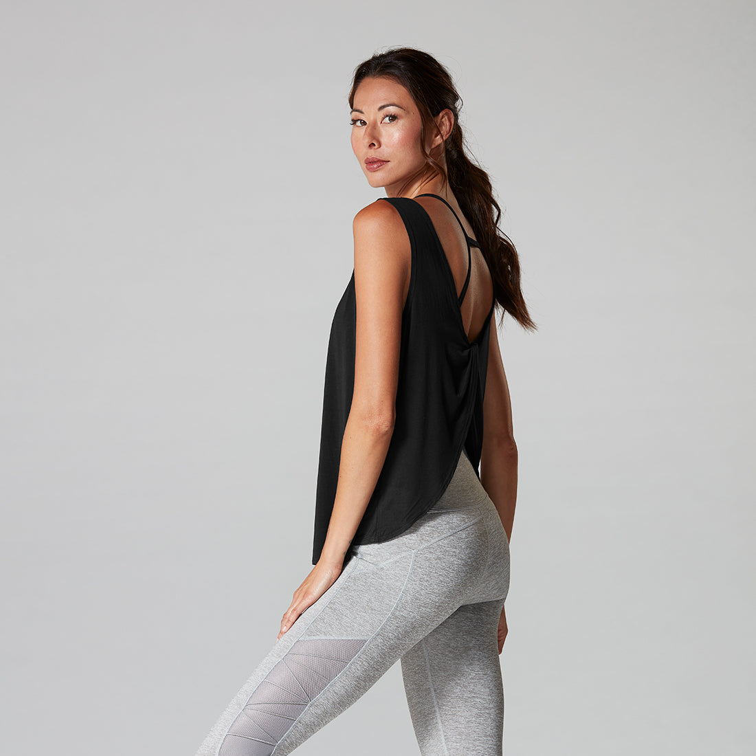 Tavi Noir Women's Twist Back Tank Top - Stylish & Comfortable Summer Casual Wear for Outfits, Beach, and Travel