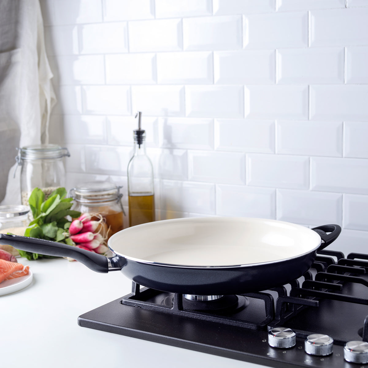 Rio Ceramic Nonstick 13.5 Inch Frying Pan - Black | PFOA-Free Healthy Cookware for Eggs, Pancakes & Stir Fry | Perfect for Gas, Electric & Induction Stovetops