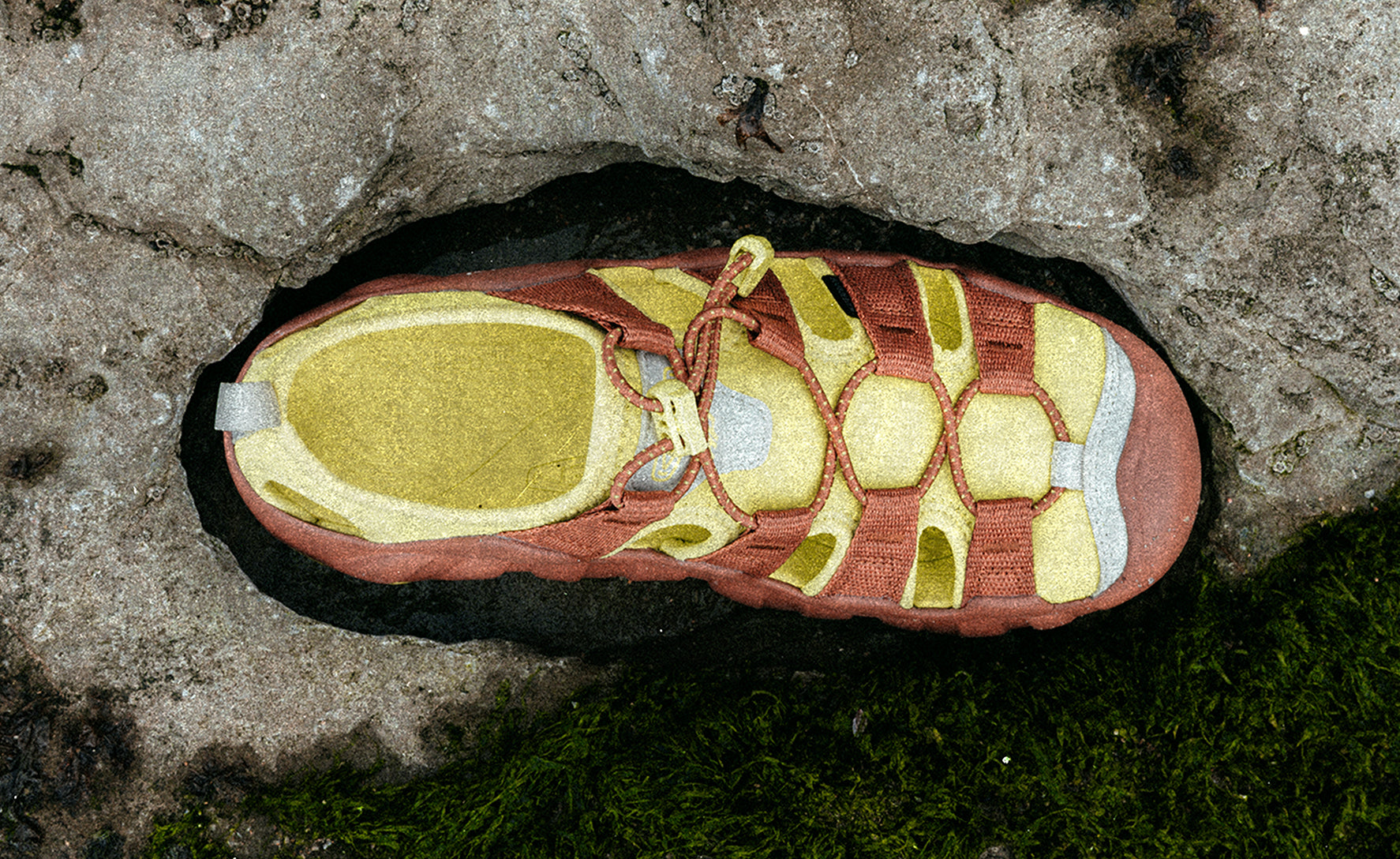 Men's Hyperport H2 Sandal - Lightweight Hiking Shoes for Outdoor Adventures | Algae Green | Perfect for Trail Running, Camping & Water Activities