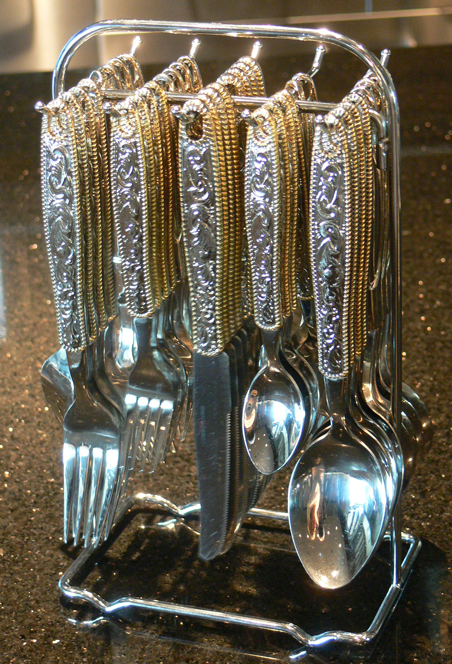 Premium Western Style Steak Knives Set of 4 - Stainless Steel with Decorative Buckle Design - Perfect for BBQ, Steak Dinners & Western Themed Parties