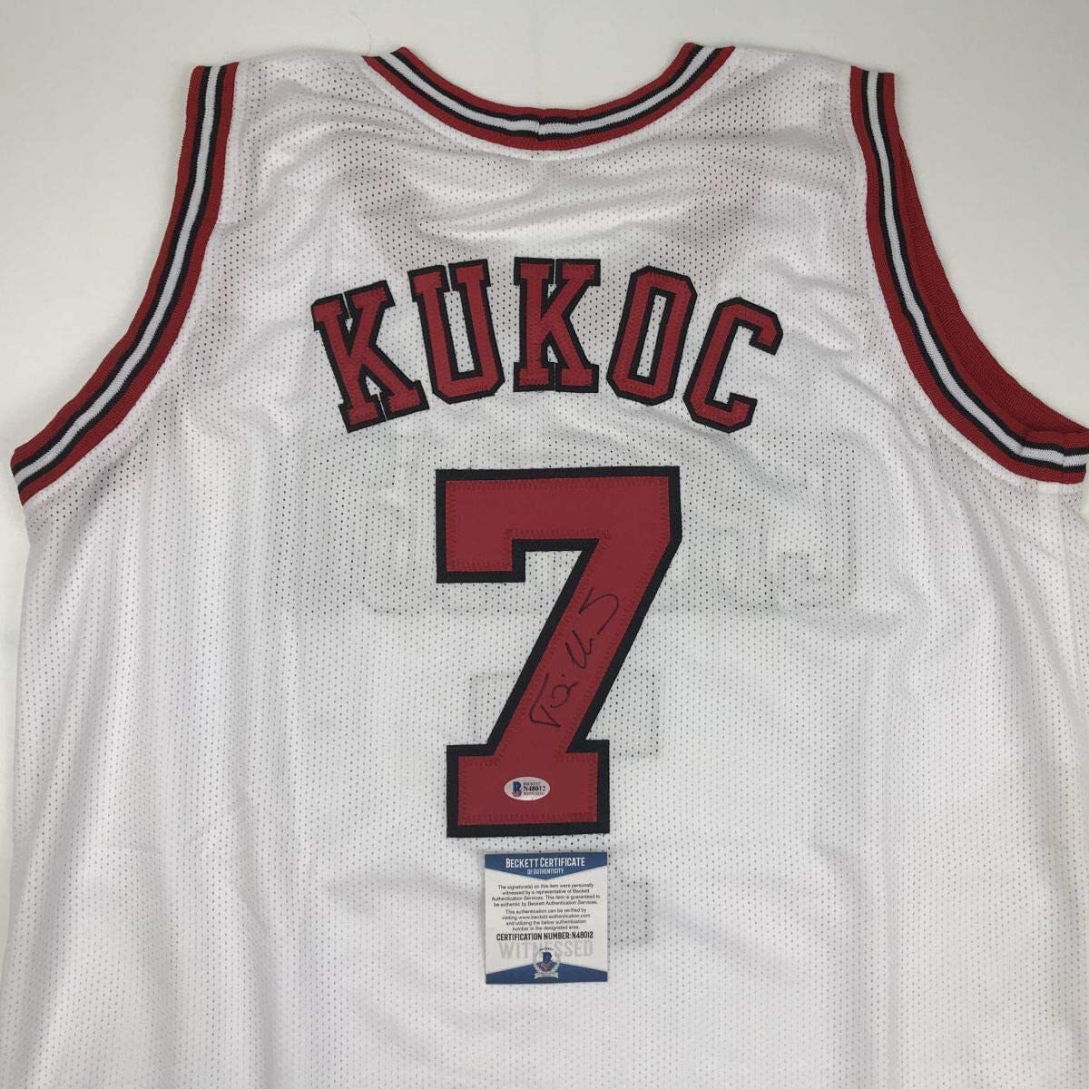 Authentic Autographed Toni Kukoc Chicago Bulls Basketball Jersey with Beckett COA - Perfect for NBA Memorabilia Collectors & Sports Fans Display