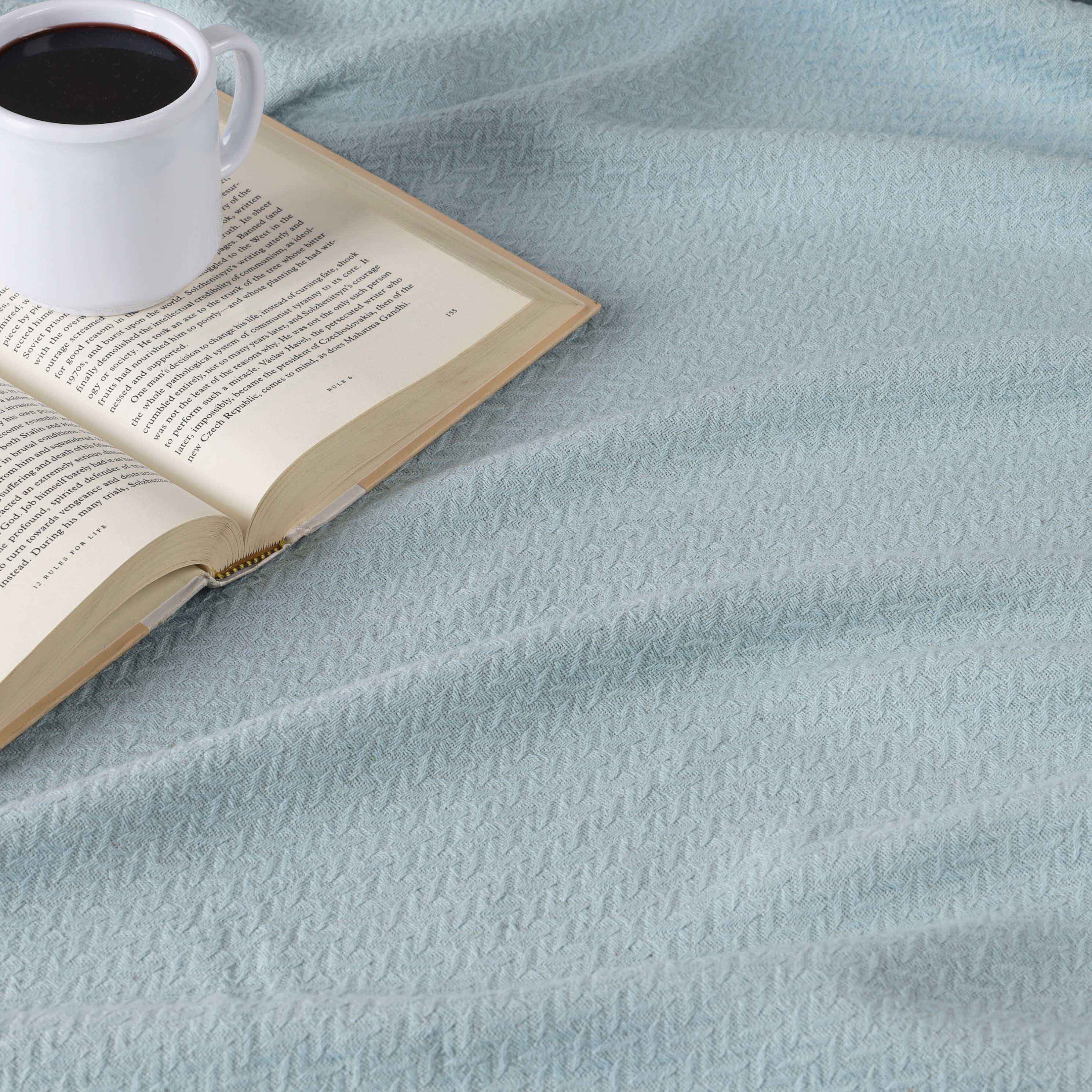 Premium Nobel Cotton Textured Chevron Lightweight Woven Blanket - Soft & Breathable Throw for Sofa, Bed, and Outdoor Picnics - Cozy Home Decor & Travel Companion