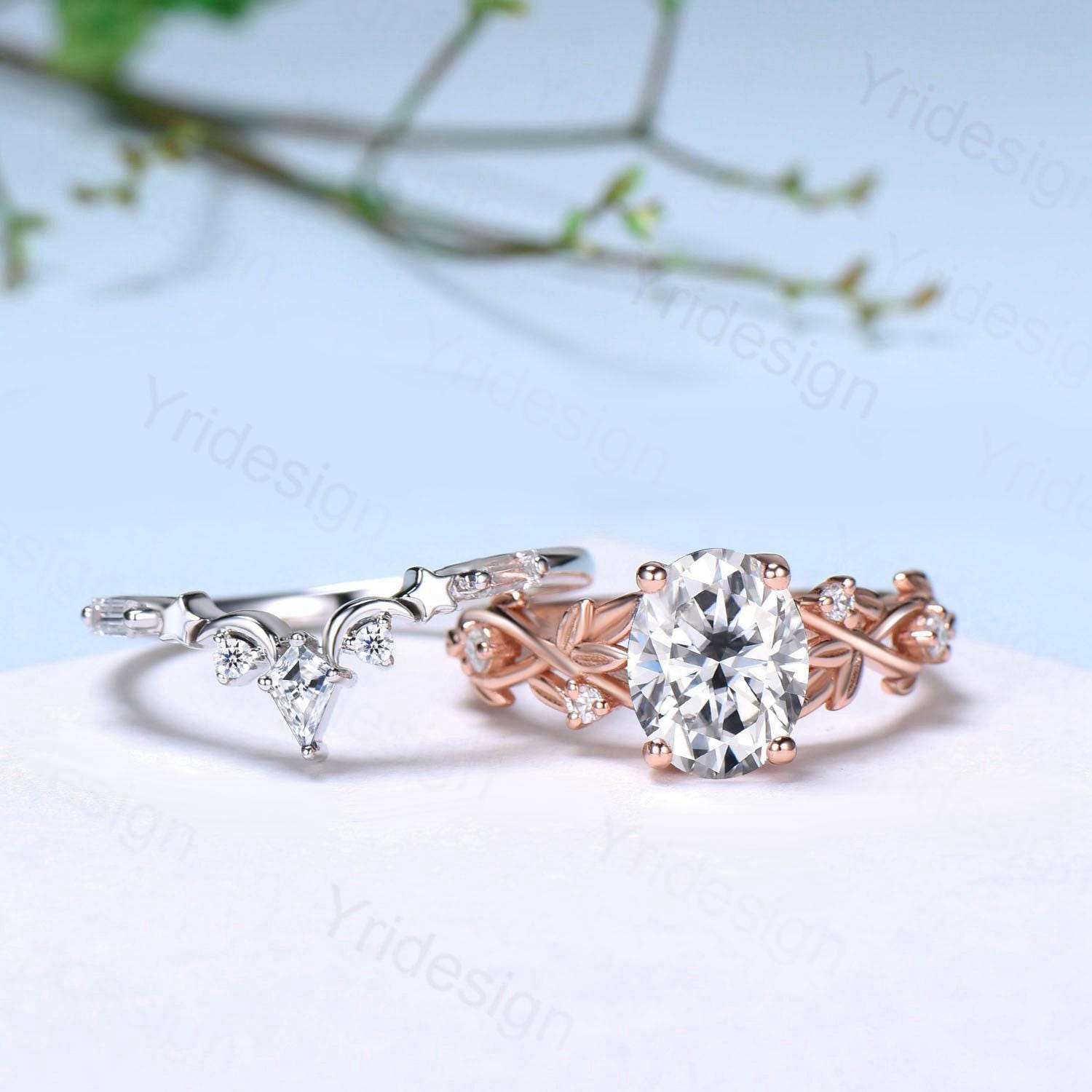 1.5CT Oval Moissanite Engagement Ring Set - Nature Inspired Wedding Band with Moon & Star Design, Stackable Matching Anniversary Gift for Her, Perfect for Proposals, Weddings & Special Occasions