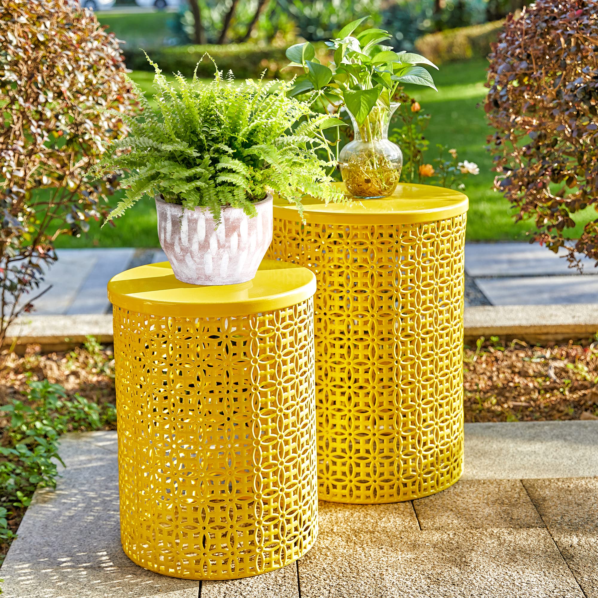 Glitzhome 2-Piece Outdoor Side Table Set - Heavy Duty Metal Frame Modern End Table for Garden, Patio, Balcony - Glossy Yellow Accent Table for Indoor & Outdoor Use - Perfect for Poolside, BBQ, and Relaxing Spaces