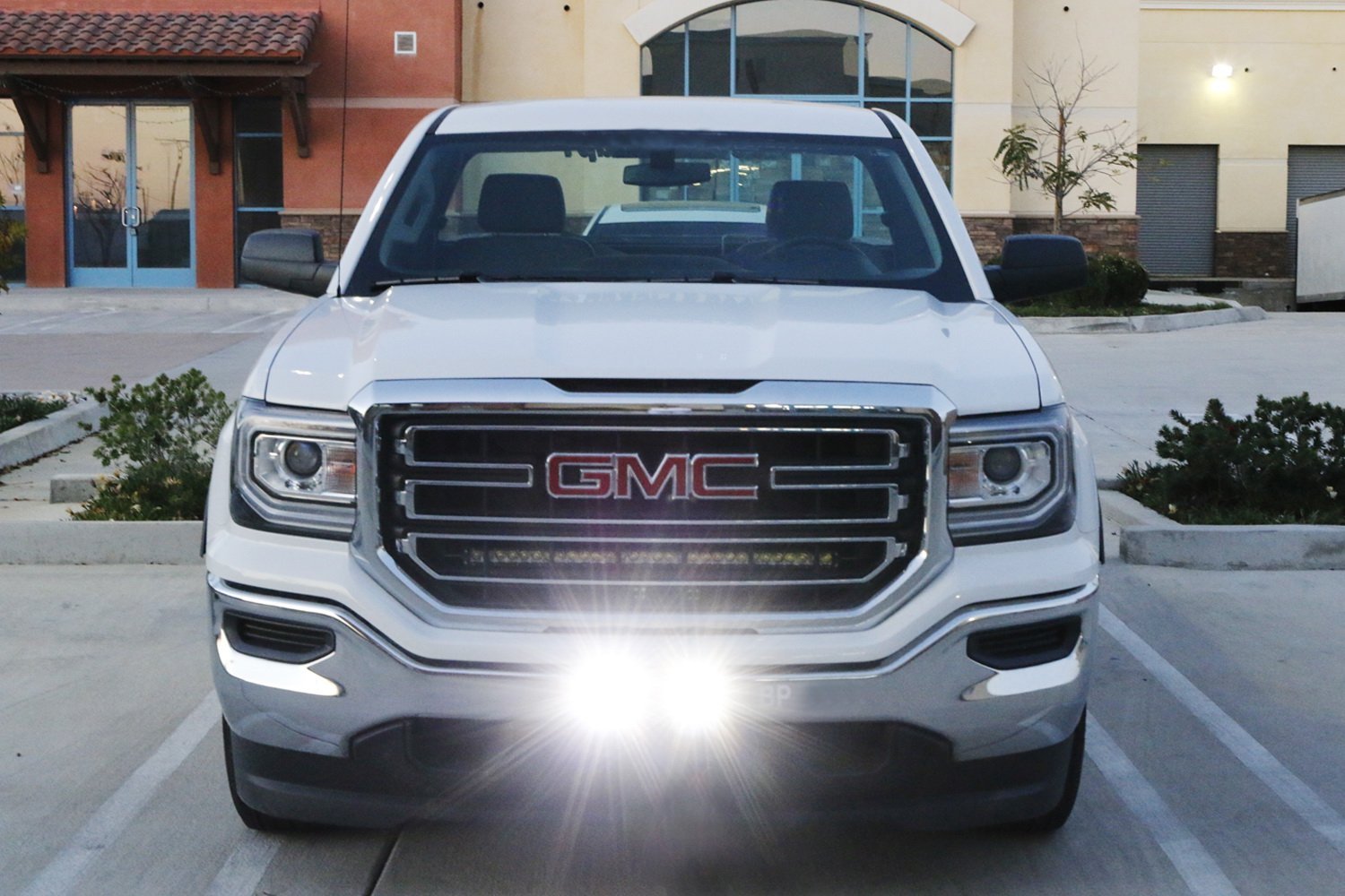 40W CREE LED Pods with License Plate Bracket & Wiring Kit - Waterproof Off-Road Lights for Trucks, Jeeps, ATVs, 4WD & 4x4 Vehicles - Perfect for Night Driving, Camping & Off-Road Adventures