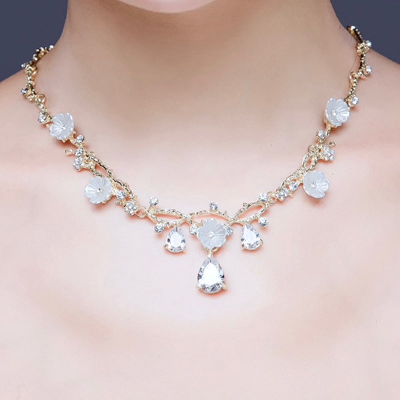 Kariyah Gold Bridal 3 Piece Jewelry Set With Tiara - Elegant Wedding Jewelry for Brides, Bridesmaids & Special Occasions