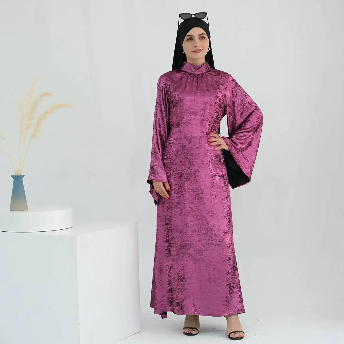 Elegant Muslim Women's Bronzing Gleam Abaya Dress - Modest Islamic Prayer Dress for Eid, Wedding & Special Occasions