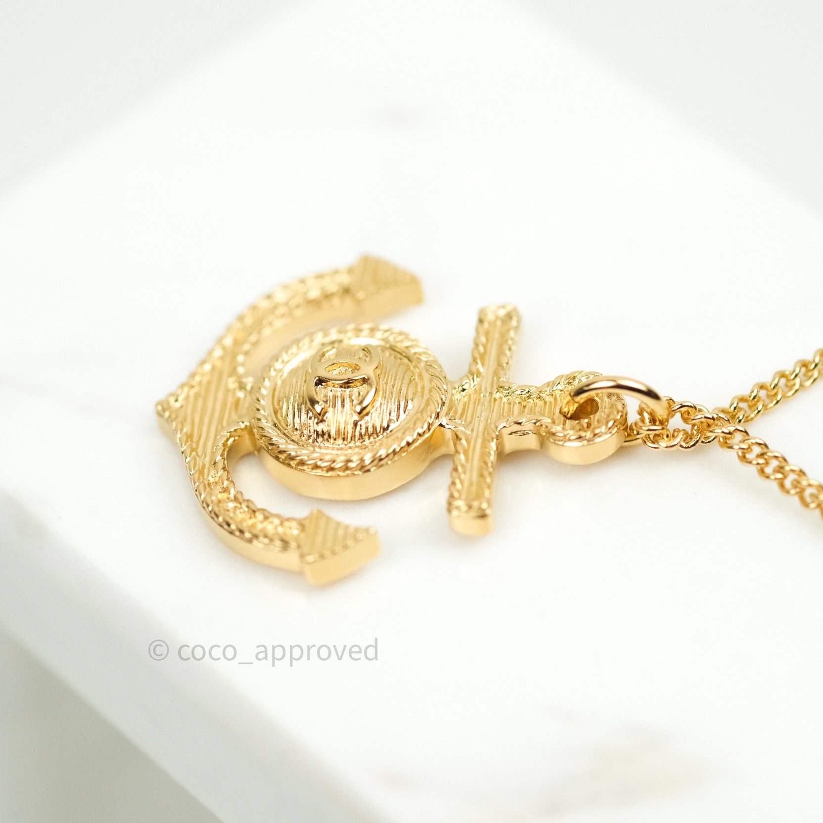Chanel CC Anchor Pendant Gold Necklace for Women - Luxury Fashion Jewelry Gift for Birthday, Anniversary & Valentine's Day