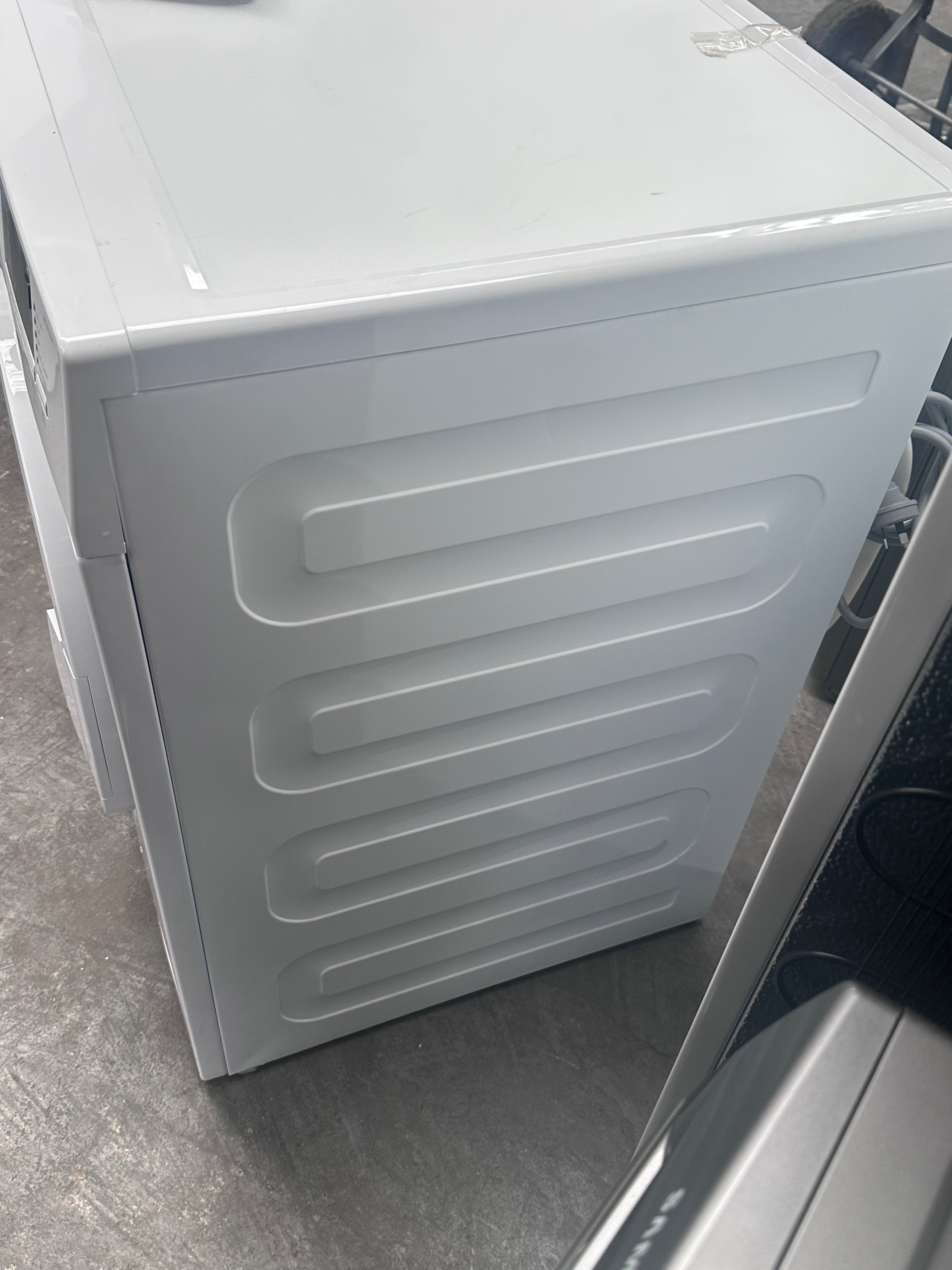 Altus AFL910W 9kg Front Load Washing Machine - Factory Refurbished for Home & Laundry Room Use