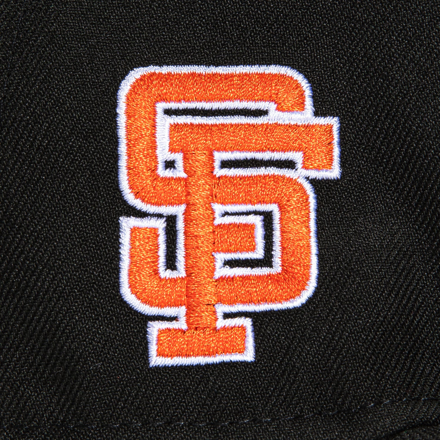 New Era 59Fifty San Francisco Giants Embroidered Logo Patch Baseball Cap - Black | Official MLB Licensed Hat for Men & Women | Perfect for Games, Fan Gear & Streetwear Fashion