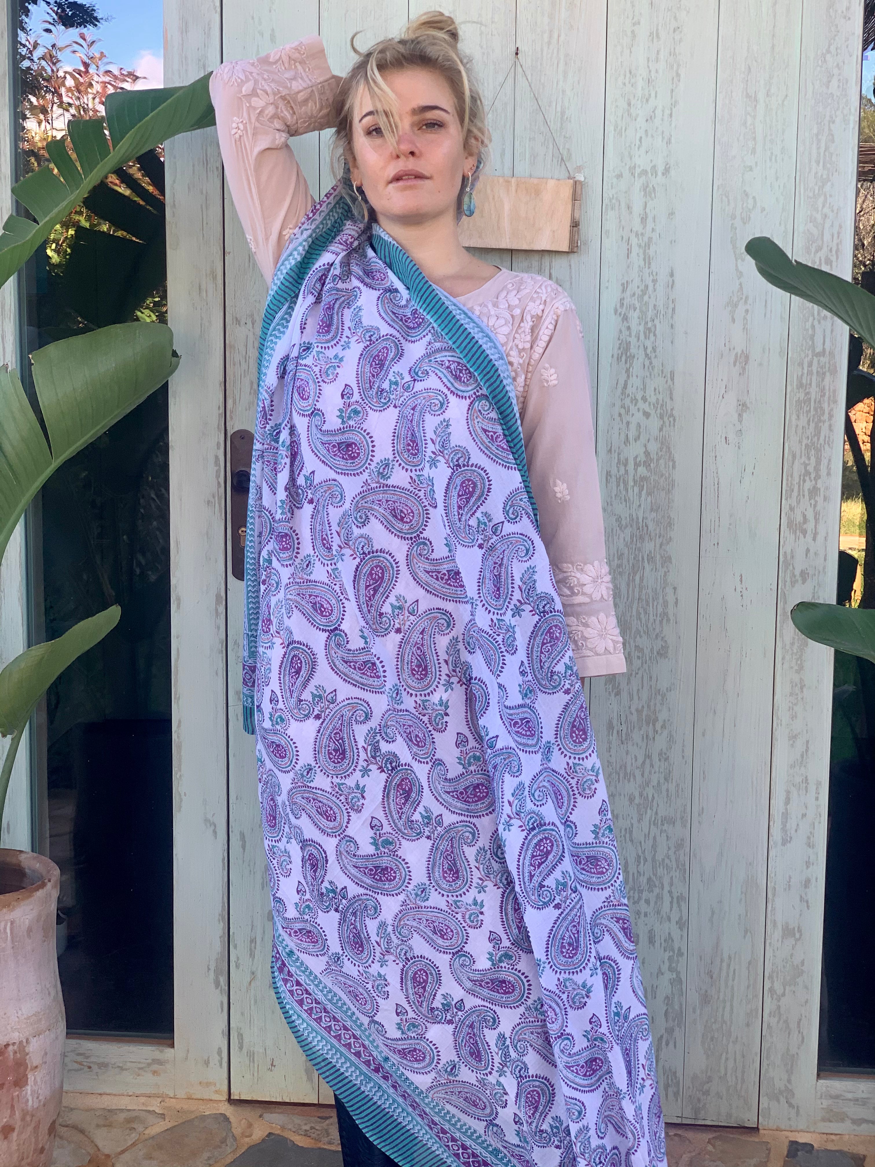 Stylish Cotton Sarong Pareo with Block Print - New Collection for Beach, Pool & Summer Fashion