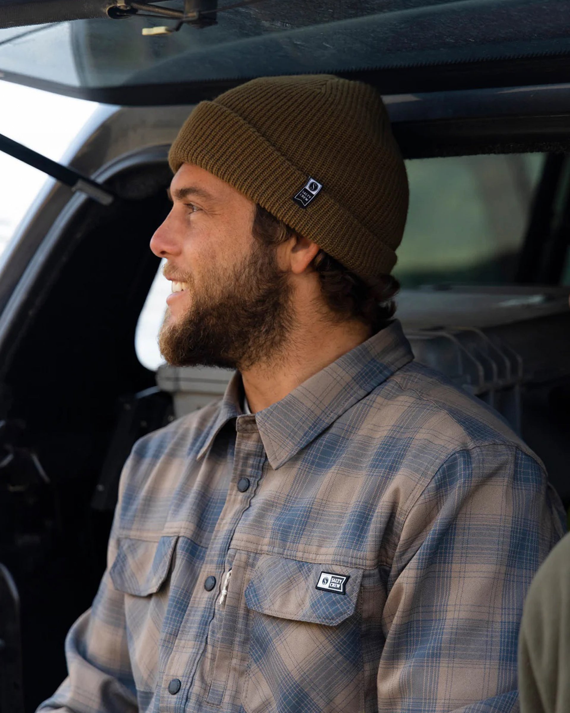 Alpha Beanie - Soft & Warm Winter Hat for Men & Women - Perfect for Skiing, Hiking & Outdoor Activities