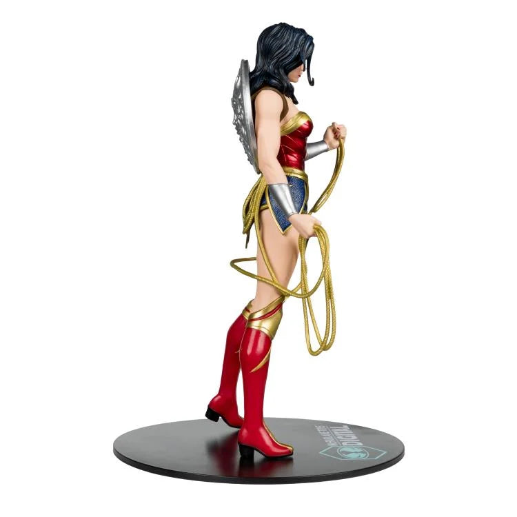 DC Comics Wonder Woman (Jim Lee) 1/6 Scale Collectible Figure with Digital Code - Perfect for Superhero Fans, Display & Gift Giving