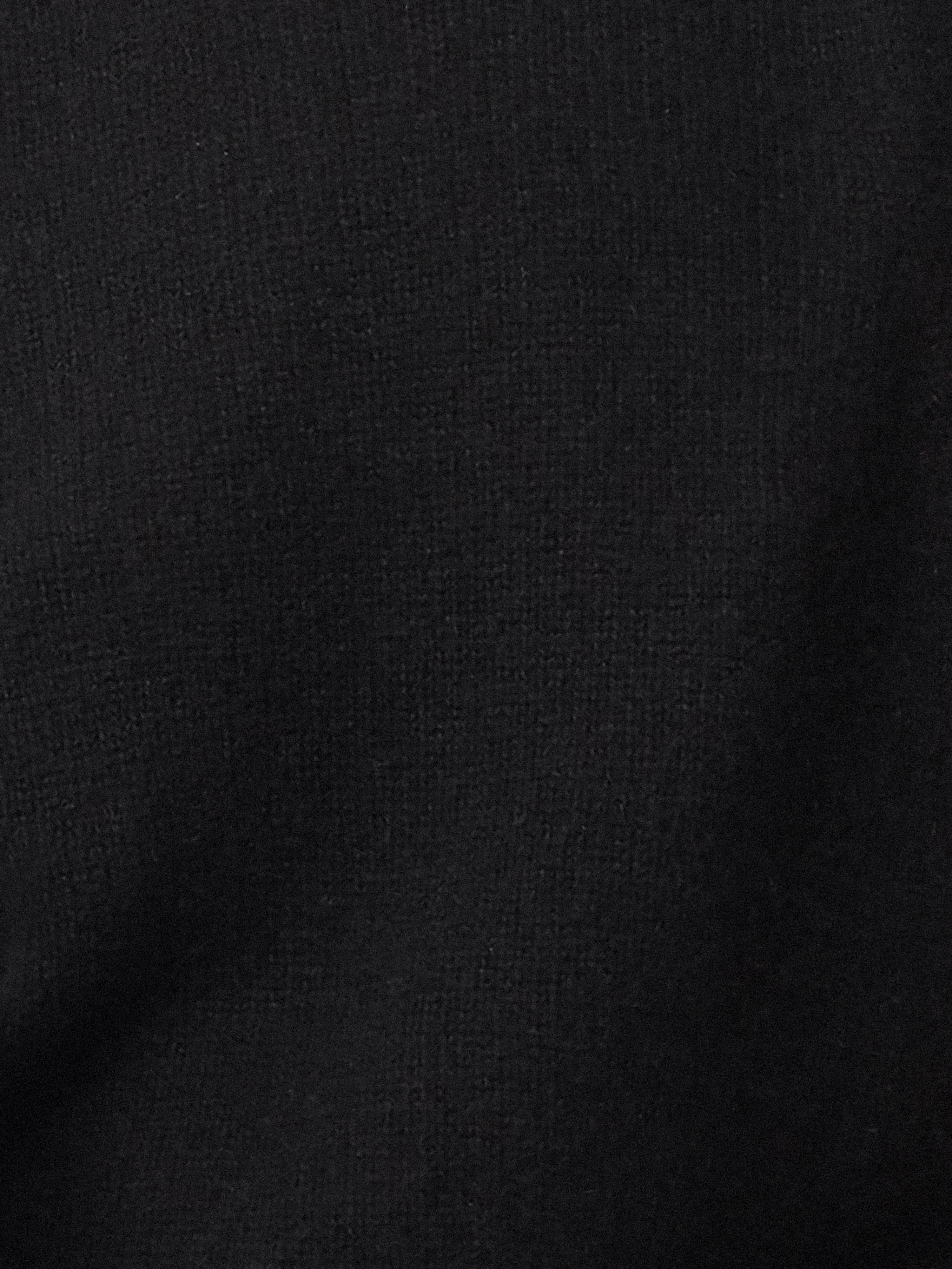 Luxury Cashmere Crew Neck Tank Top for Women - Soft & Comfortable Black Sleeveless Shirt - Perfect for Layering, Office Wear & Casual Outfits