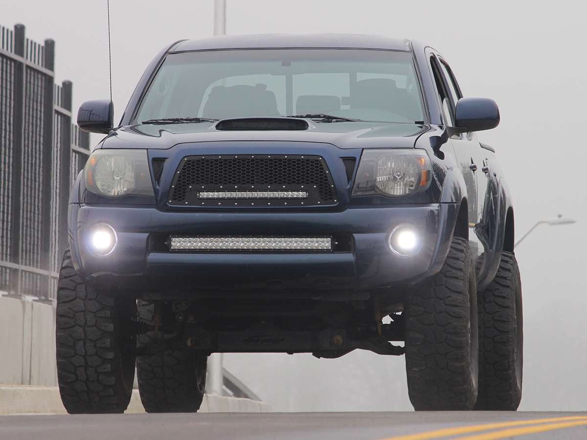 40W CREE Cubic LED Fog Lights with Mounting Bracket & Wiring Kit - Compatible with Toyota Tundra, Tacoma & More | Off-Road, Foggy Weather & Night Driving