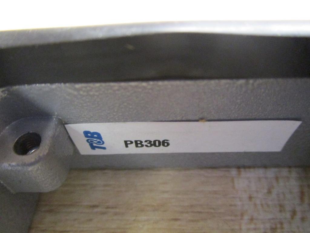 THOMAS & BETTS ABB PB306 DD24 Panel Mount Single Lever Locking Base for Series B6 - Industrial Electrical Enclosure Accessory for Control Panels & Switchgear