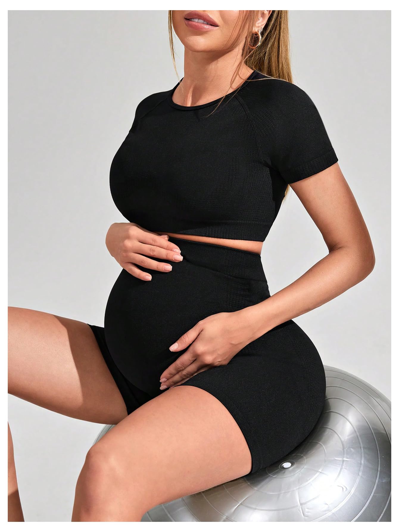 SweatyRocks Women's Maternity 2 Piece Outfit - Short Sleeve Crop Top & Shorts Set for Pregnancy Comfort | Summer Maternity Clothes for Casual Wear & Photoshoots