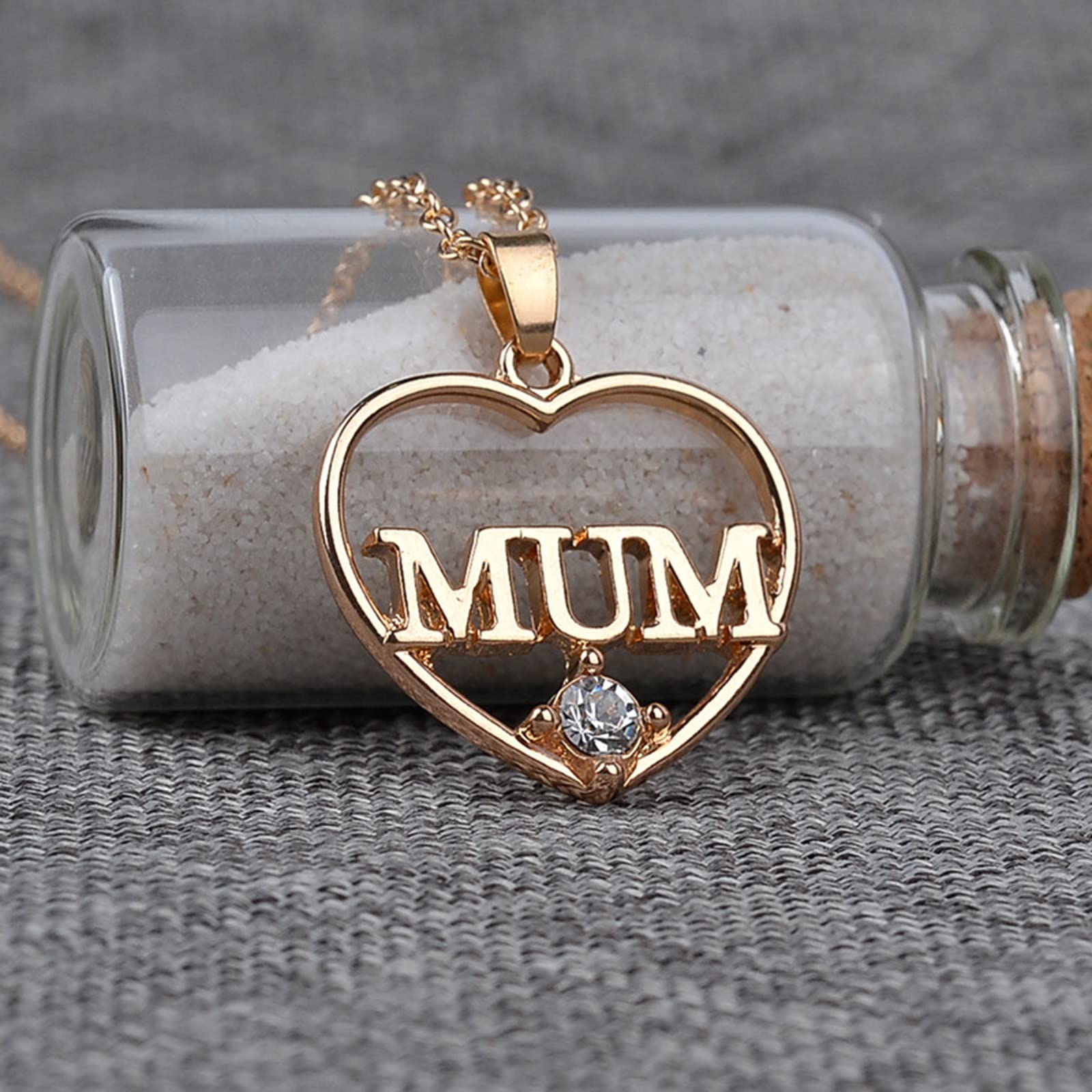 Elegant Openwork Diamond Heart Necklace - Perfect Mother's Day Gift for Mom or Romantic Present for Girlfriend - Dainty Jewelry Accessory for Women | Ideal for Date Nights, Anniversaries & Special Occasions