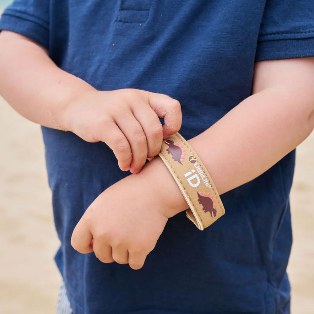LittleLife Dinosaur Identification Wristband for Kids - Adjustable Safety ID Bracelet with 12 Dinosaur Names - Perfect for Theme Parks, Zoos & Family Outings