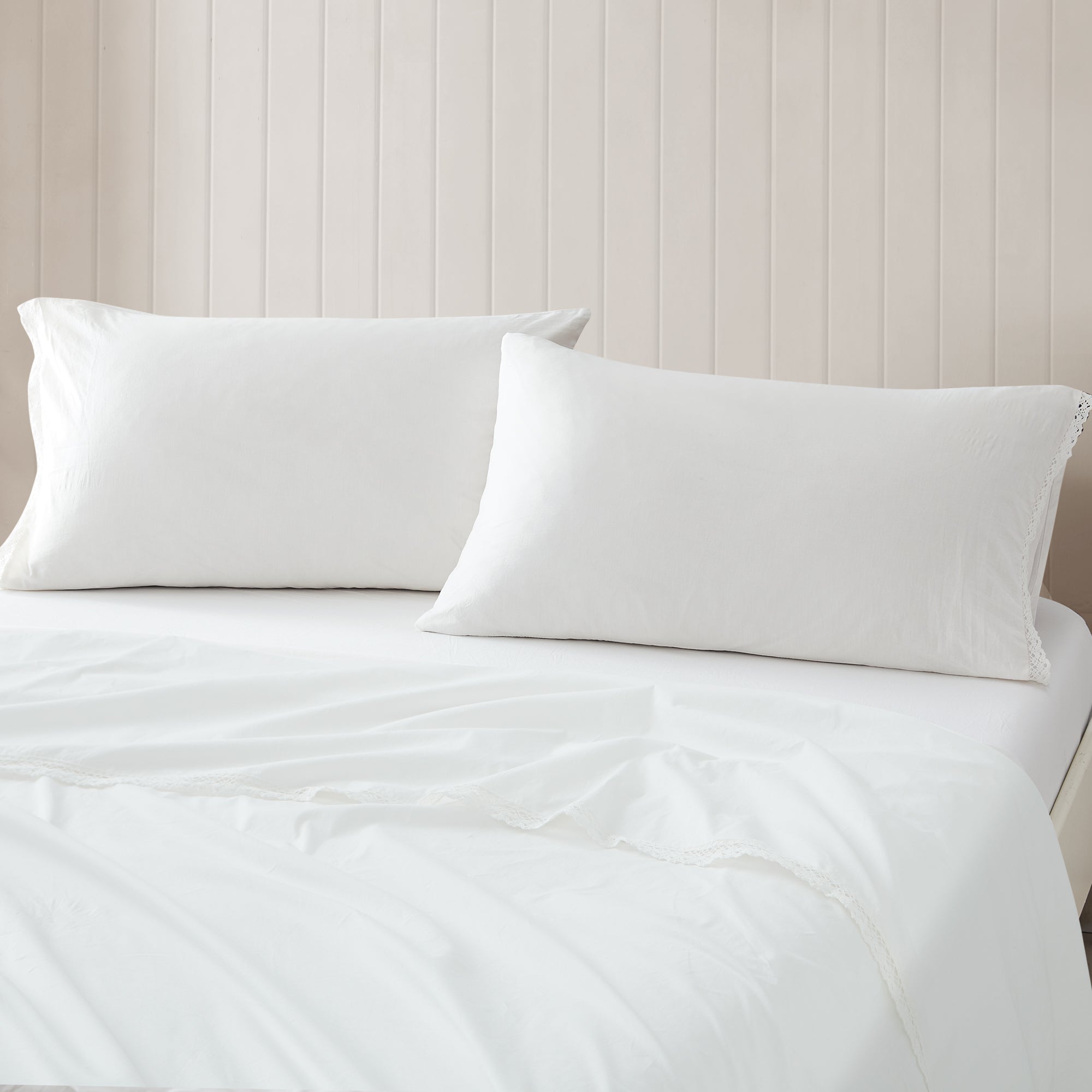 Evelyn Lace Trim Cotton Sheet Set - Queen Size 4-Piece Bedding Set with Soft Breathable Fabric for Comfortable Sleep - Perfect for Master Bedroom, Guest Room, and Luxury Home Decor