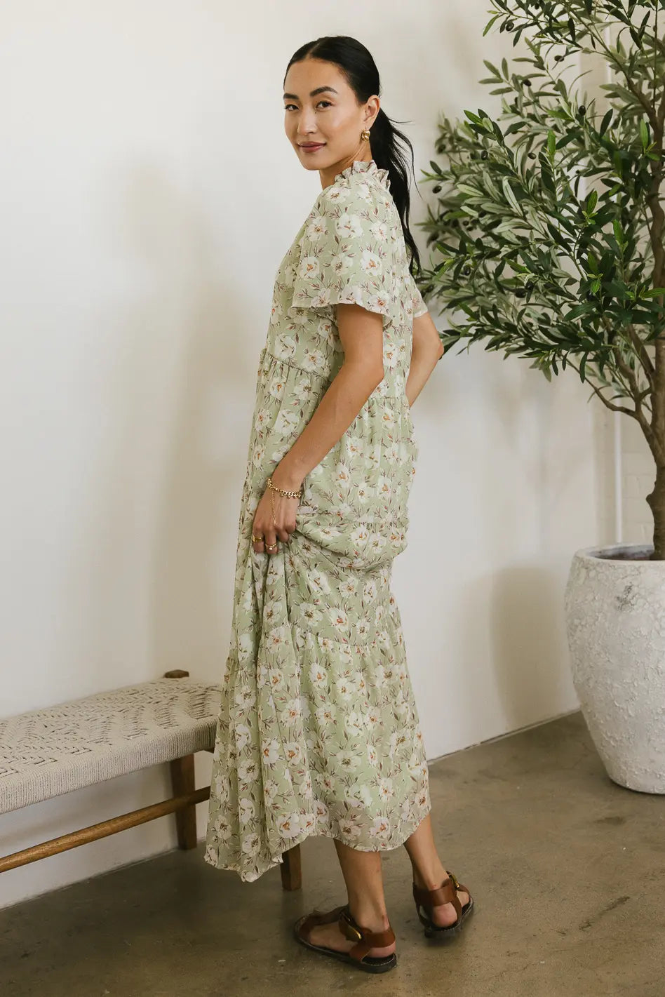 Milan Floral Maxi Dress - Elegant Long Summer Dress for Women, Boho Flowy Beach Dress with Pockets - Perfect for Vacations, Weddings & Outdoor Events
