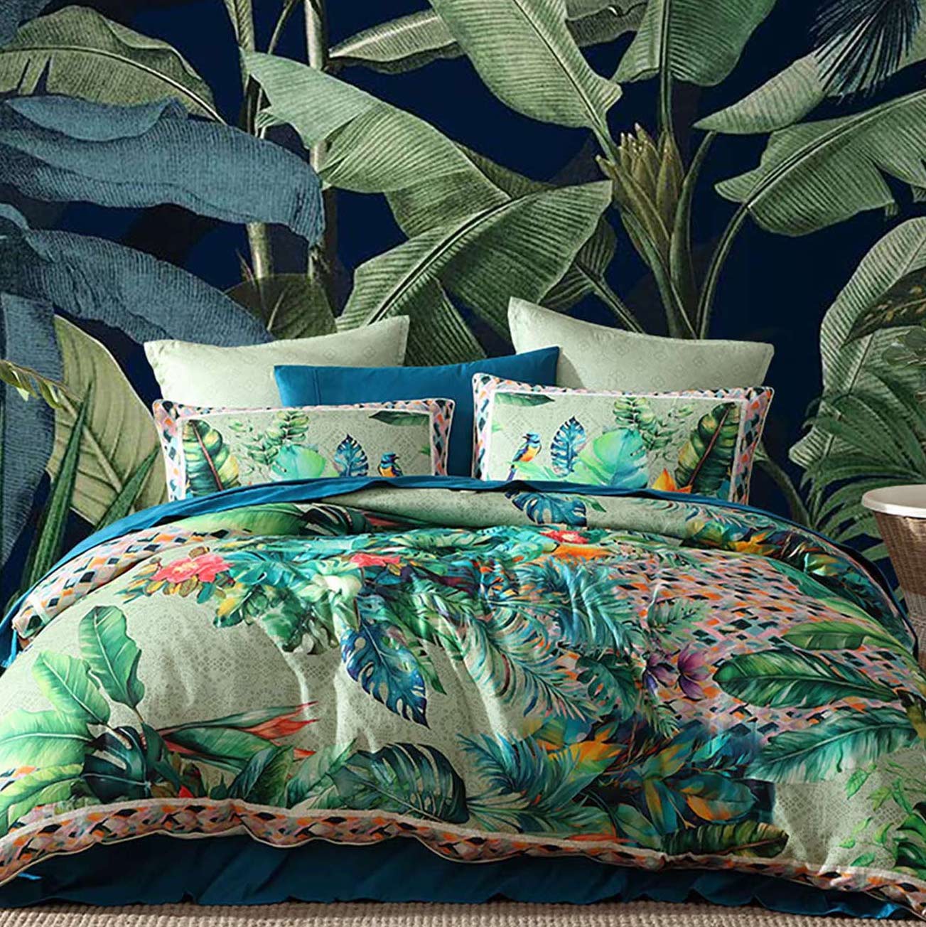 Premium Kalea Multi Quilt Cover Set by Logan & Mason - Soft Bedding Set for All Seasons - Perfect for Master Bedroom, Guest Room & Dorm Decor