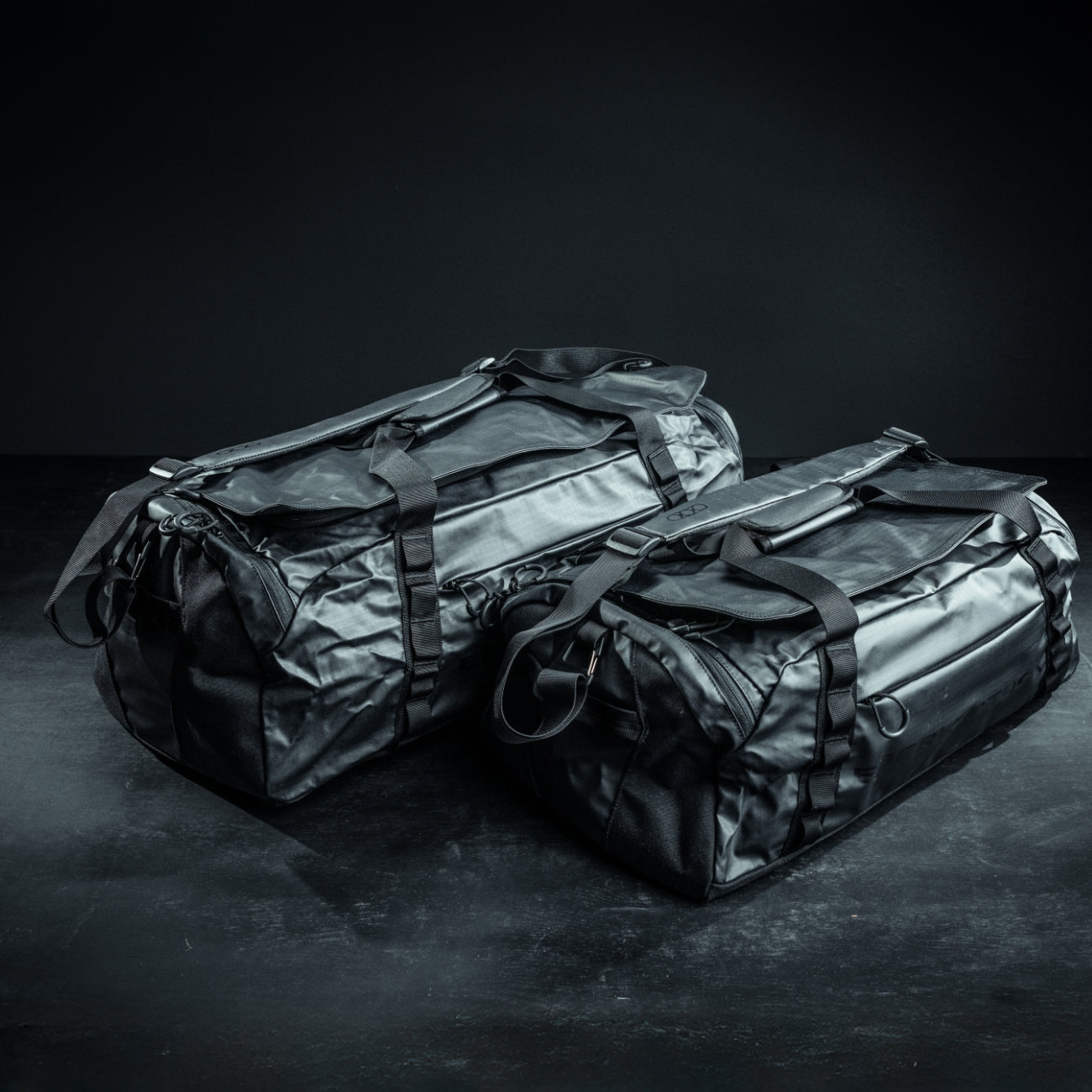 Eberlestock Hyllus Duffel Bag - Ultra Durable Water-Resistant Travel Duffel with Multiple Internal & External Pockets - Perfect for Camping, Hiking, Gym & Outdoor Adventures