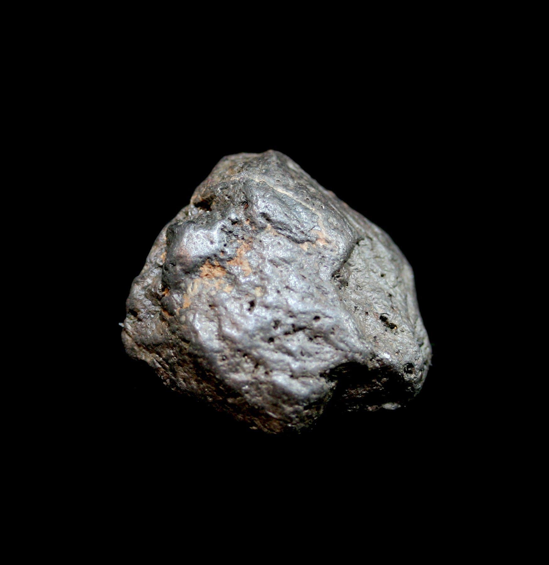 Natural Rough Magnetite Stone - Raw Magnetic Iron Ore for Healing, Meditation & Energy Work - Perfect for Crystal Collectors & Spiritual Practices