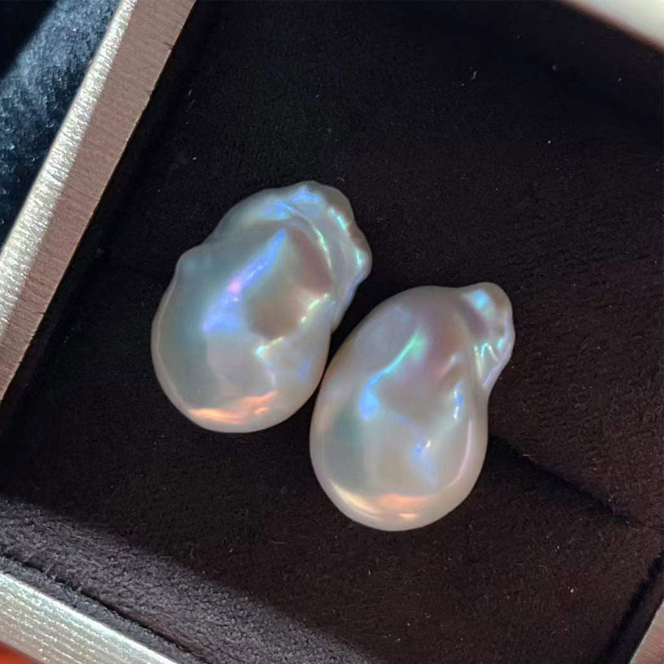 18K Gold Baroque Pearl Earrings for Women - Elegant Vintage Style Jewelry Gift for Wedding, Anniversary & Special Occasions