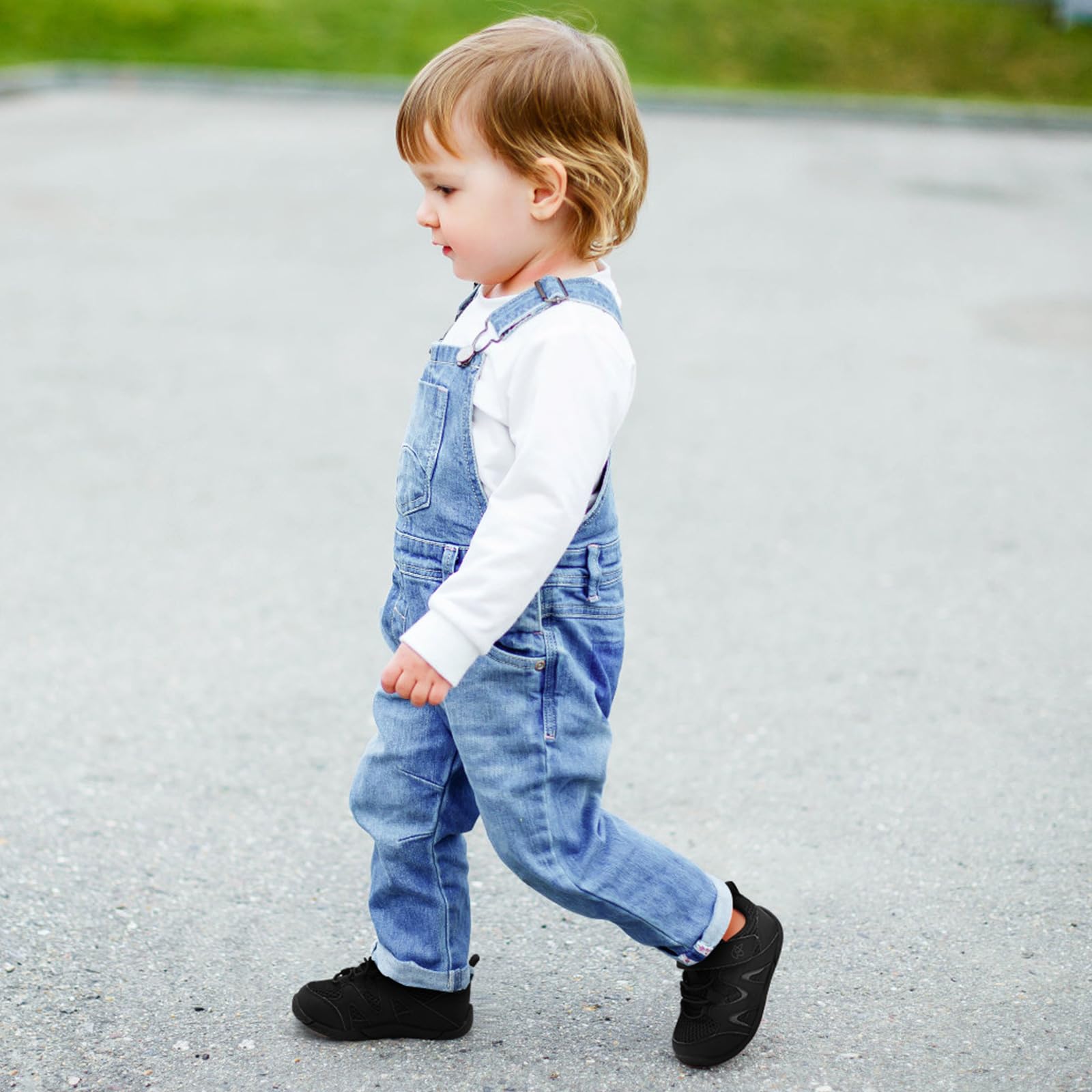 **LeIsfIt Baby Walking Shoes for Boys & Girls - Non-Slip Toddler Sneakers, Breathable First Walkers, Soft Sole Infant Crib Shoes - Perfect for Indoor Play, Outdoor Adventures & First Steps**