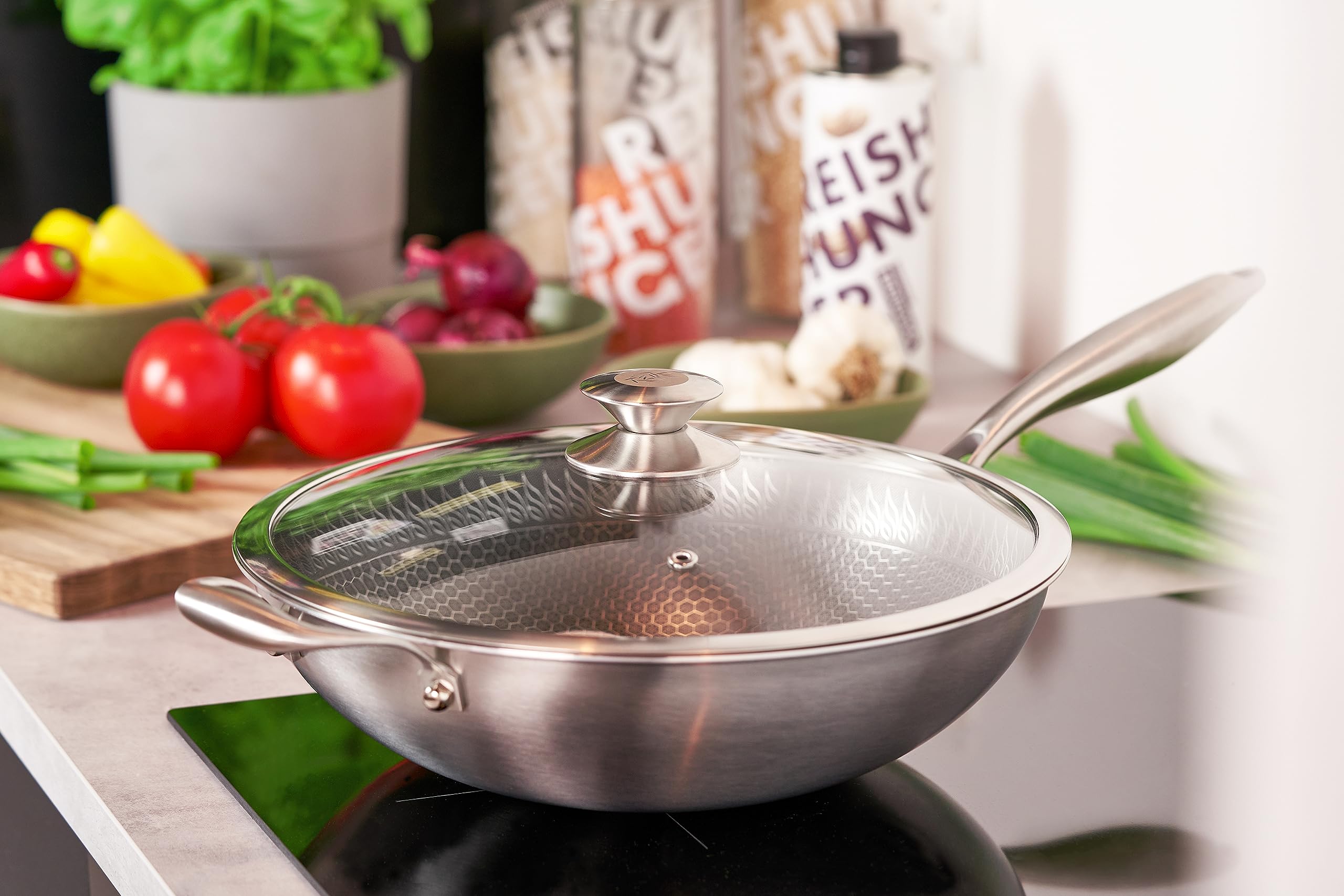 Premium 32cm Stainless Steel Wok - Non-Stick, Scratch-Resistant, Oven-Safe for Stir-Fry, Sautéing & Deep Frying - Perfect for Home Cooking & Restaurant Use