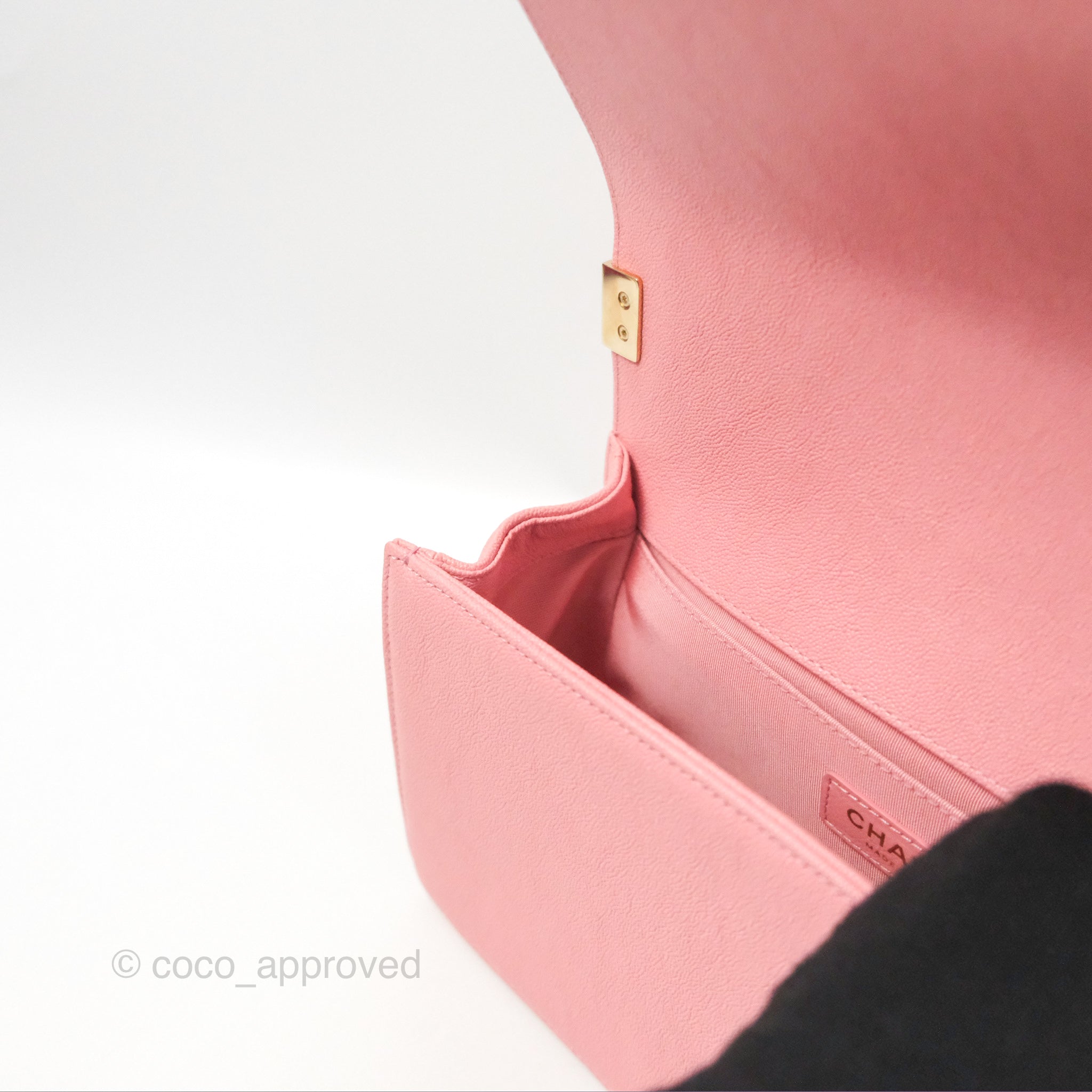 Chanel Boy Chevron Medium Flap Bag in Pink Caviar Leather with Gold Hardware - Perfect for Evening Events & Luxury Fashion Accessories