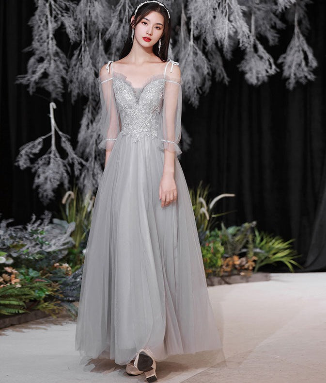 Elegant Gray Tulle Long Prom Dress - A-Line Bridesmaid Gown for Formal Evening & Party Events | Perfect for Weddings, Prom Nights & Special Occasions