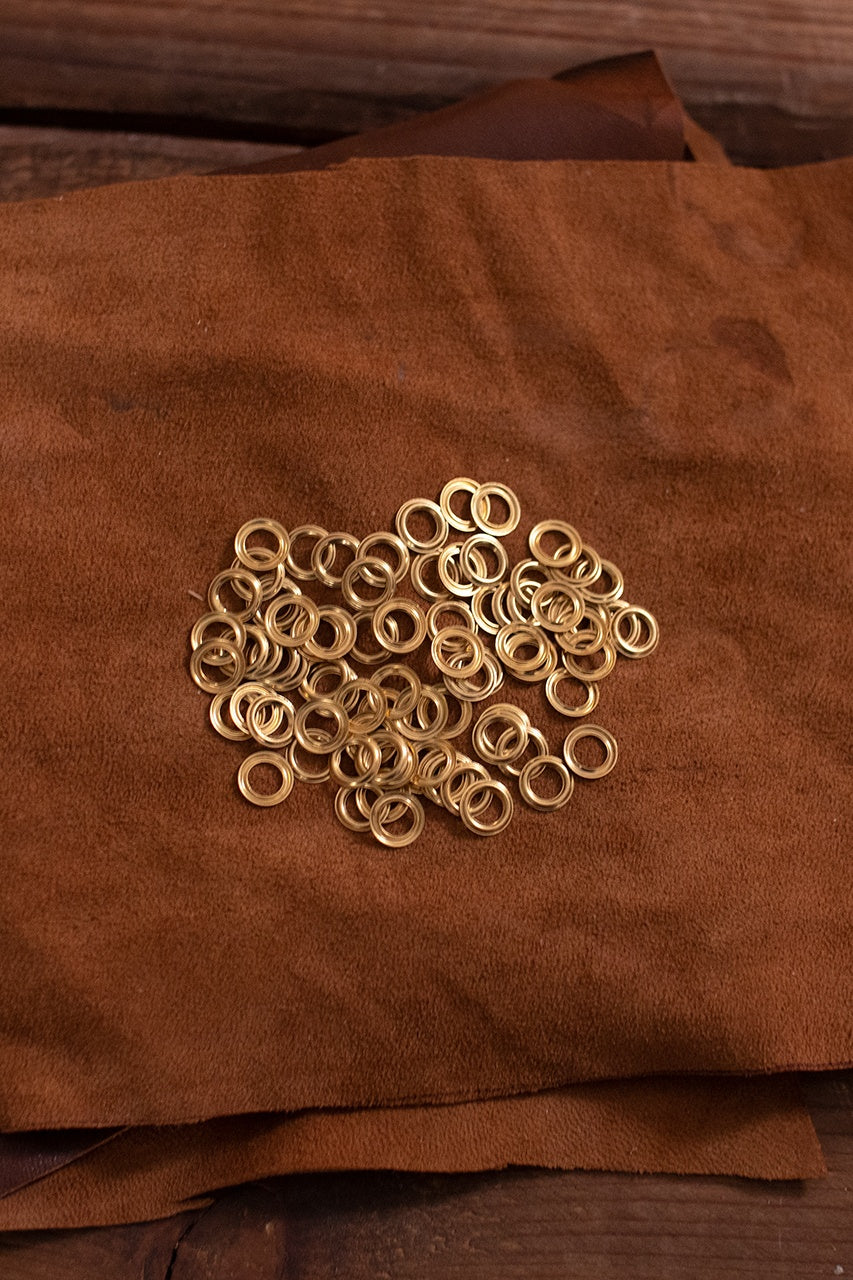 5.7mm Eyelet Ring - 0.6mm Length, 9.6mm Width - Durable Iron/Brass Metal Grommet for Leather Craft, DIY Projects & Clothing Accessories