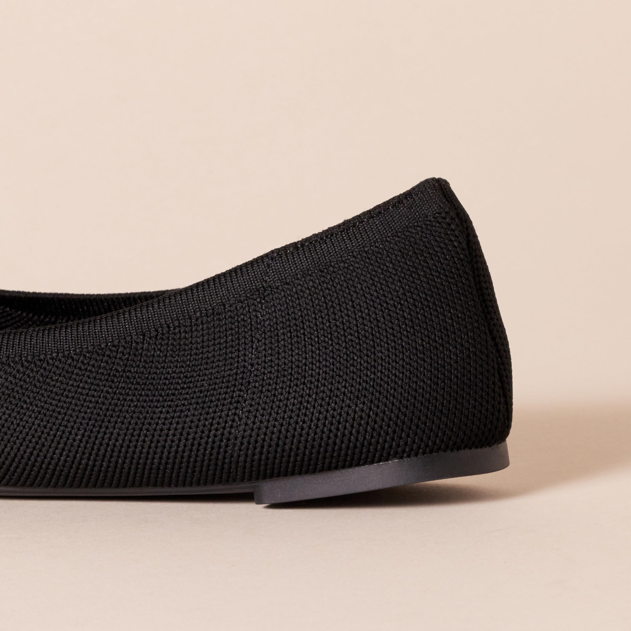 Amazon Essentials Women's Comfortable Knit Ballet Flats - Lightweight Slip-On Shoes for Work, Travel & Casual Wear