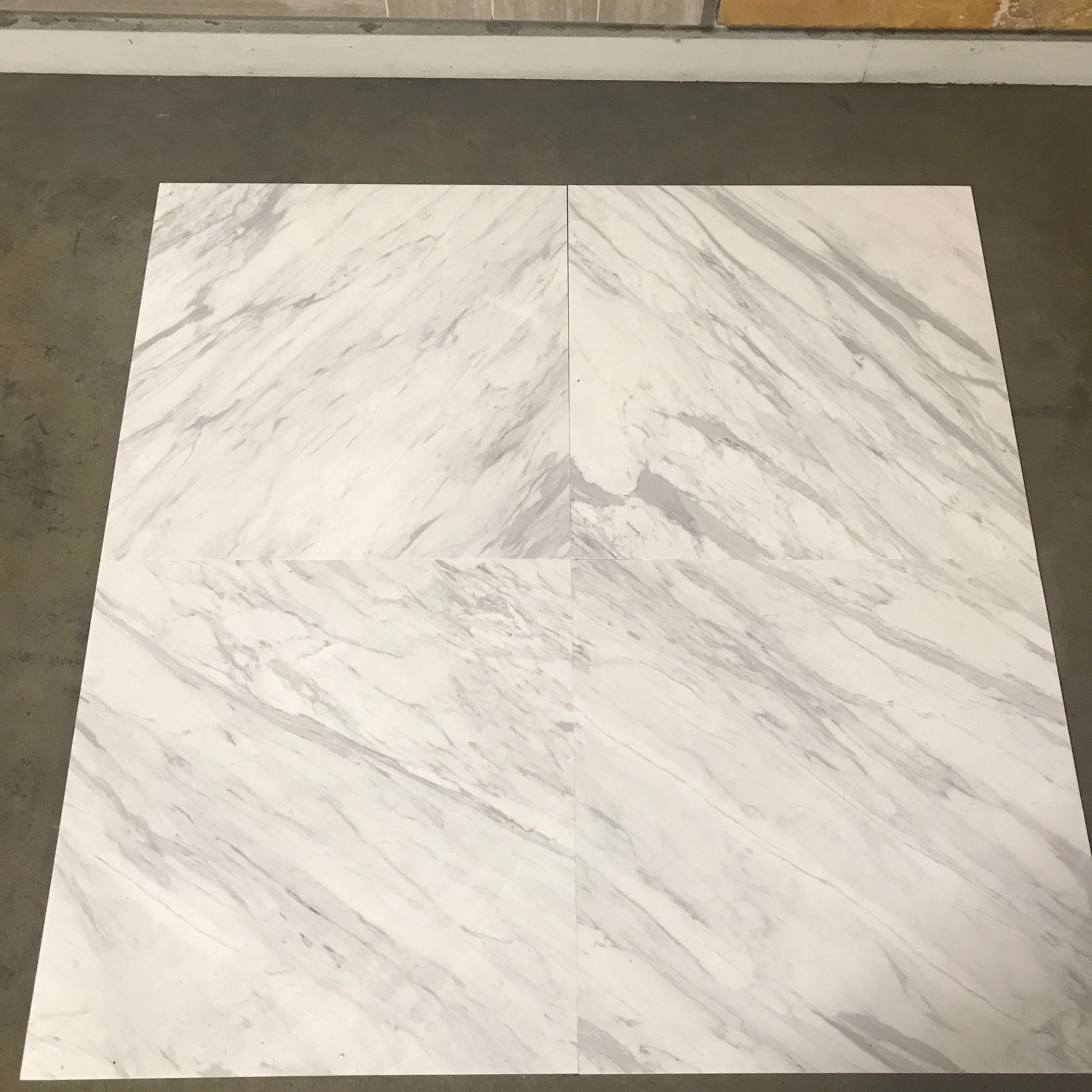 Premium Calacatta Supreme 24x24 Inch Porcelain Tile - 3/4