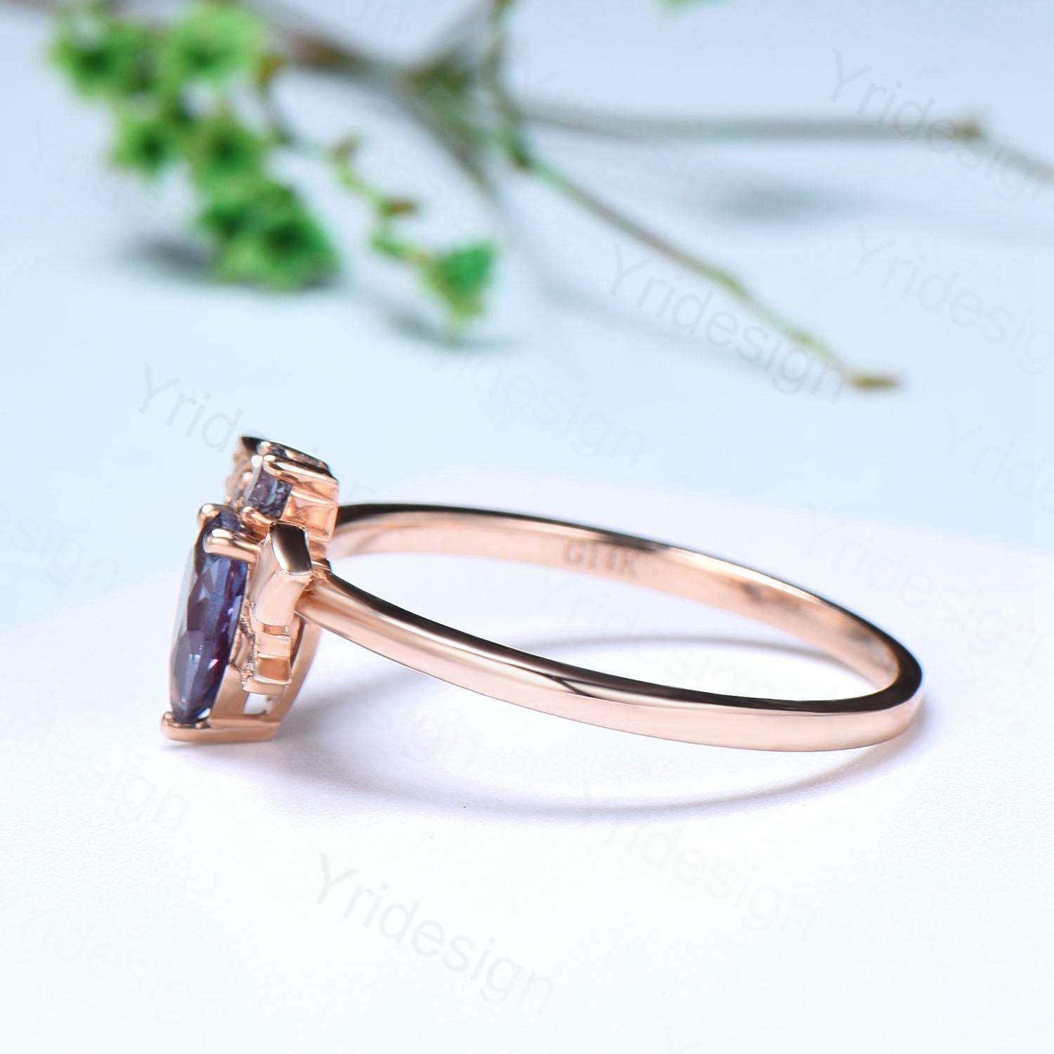Alexandrite Color Changing Engagement Ring for Women - Magic Crescent Moon Star Cluster Diamond Wedding Band in Rose Gold - Unique Anniversary Gift for Her, Perfect for Proposals, Weddings & Special Occasions