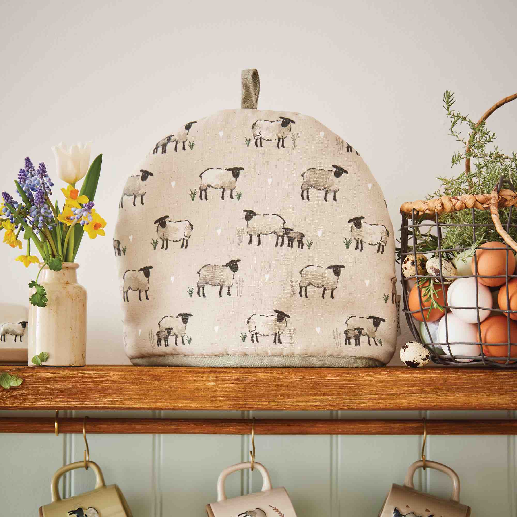 Premium Highland Sheep Tea Cosy - Handmade Wool Tea Pot Cover for Cozy Afternoon Tea - Perfect for English Tea Parties & Home Decor
