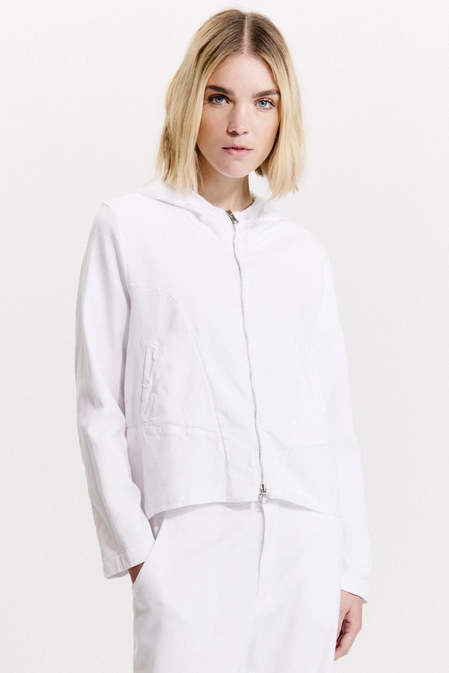 Comfort Fit Zip Hooded Flared Sweatshirt for Women - Cozy White Pullover with Front Pockets | Perfect for Casual Wear, Gym, and Outdoor Activities