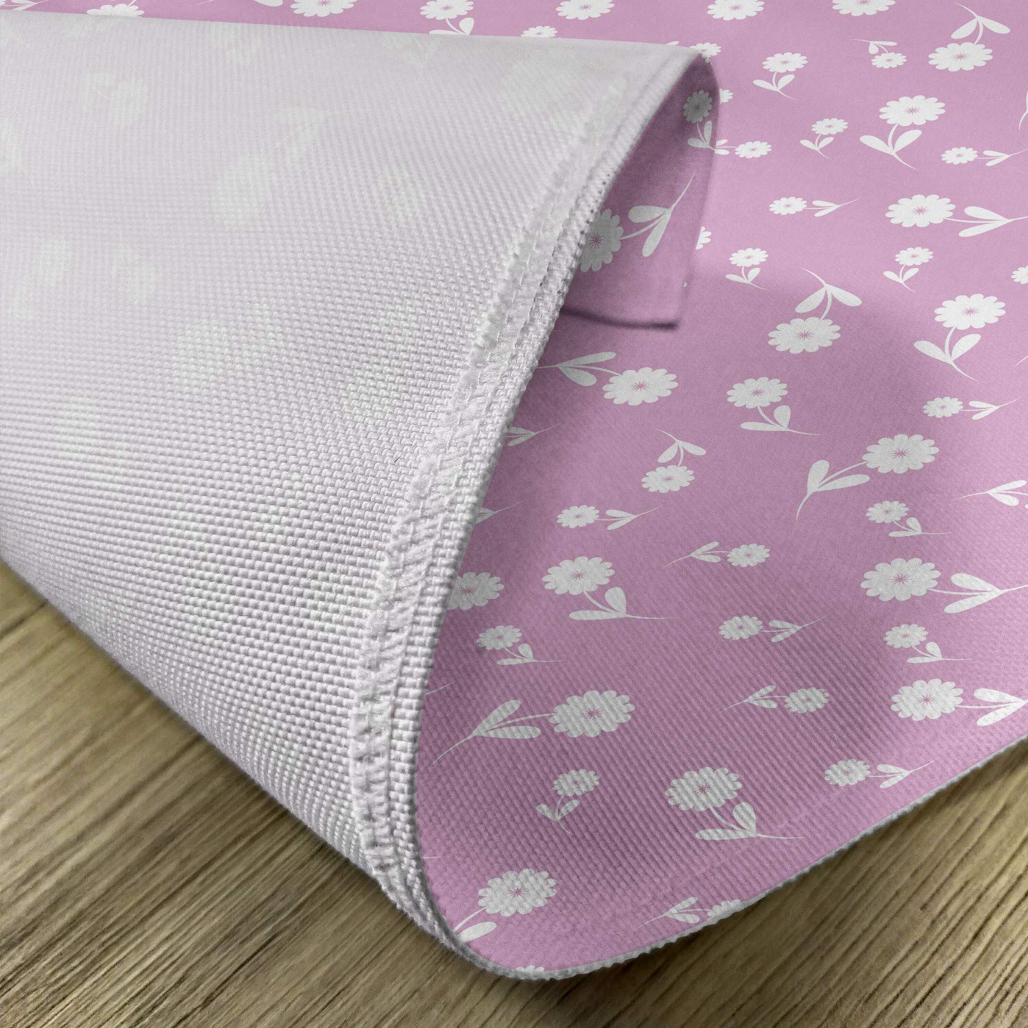Ambesonne 4-Pack Mauve Floral Heart Leaf Placemats - Western Inspired Nature Motifs, Washable Fabric Table Mats for Dining Room & Kitchen Decor (Lilac/White) - Perfect for Dinner Parties, Holiday Gatherings & Everyday Use