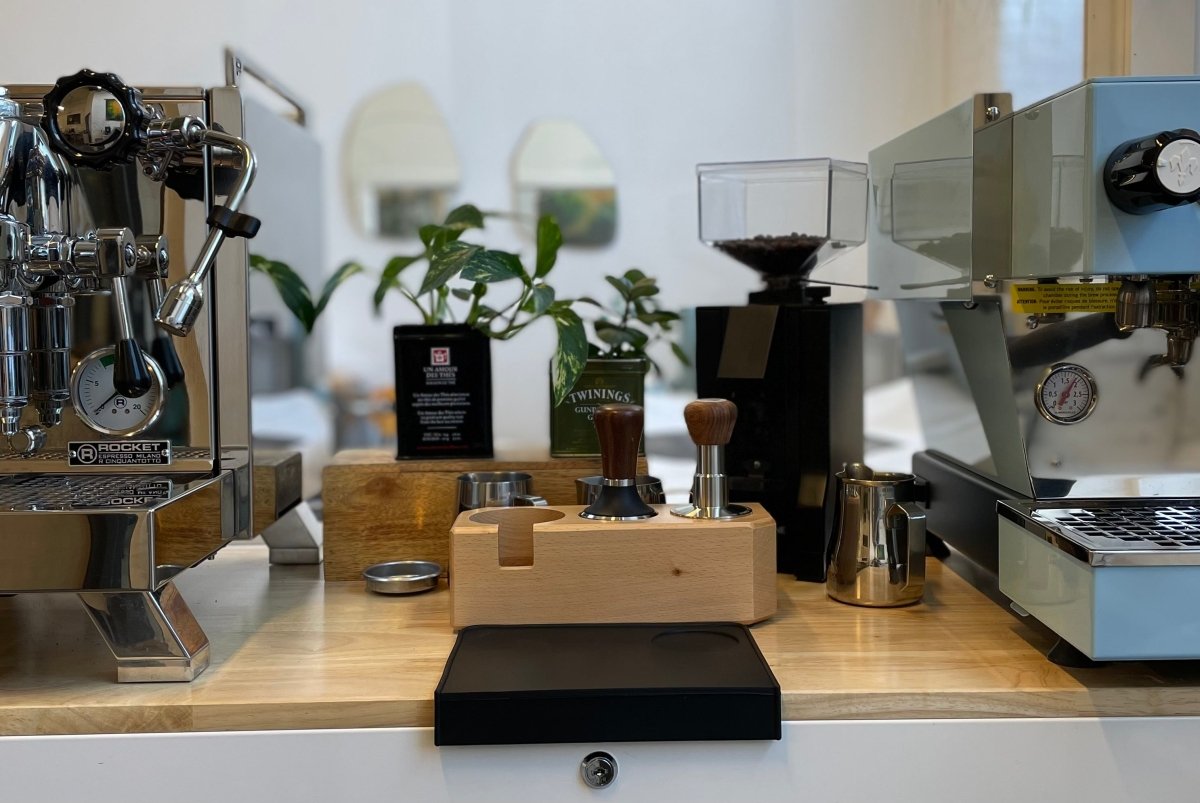 Premium Espresso Tamping Mat - Non-Slip Silicone Coffee Barista Tool for Home & Commercial Use - Perfect for Espresso Machines, Coffee Grinders & Barista Stations