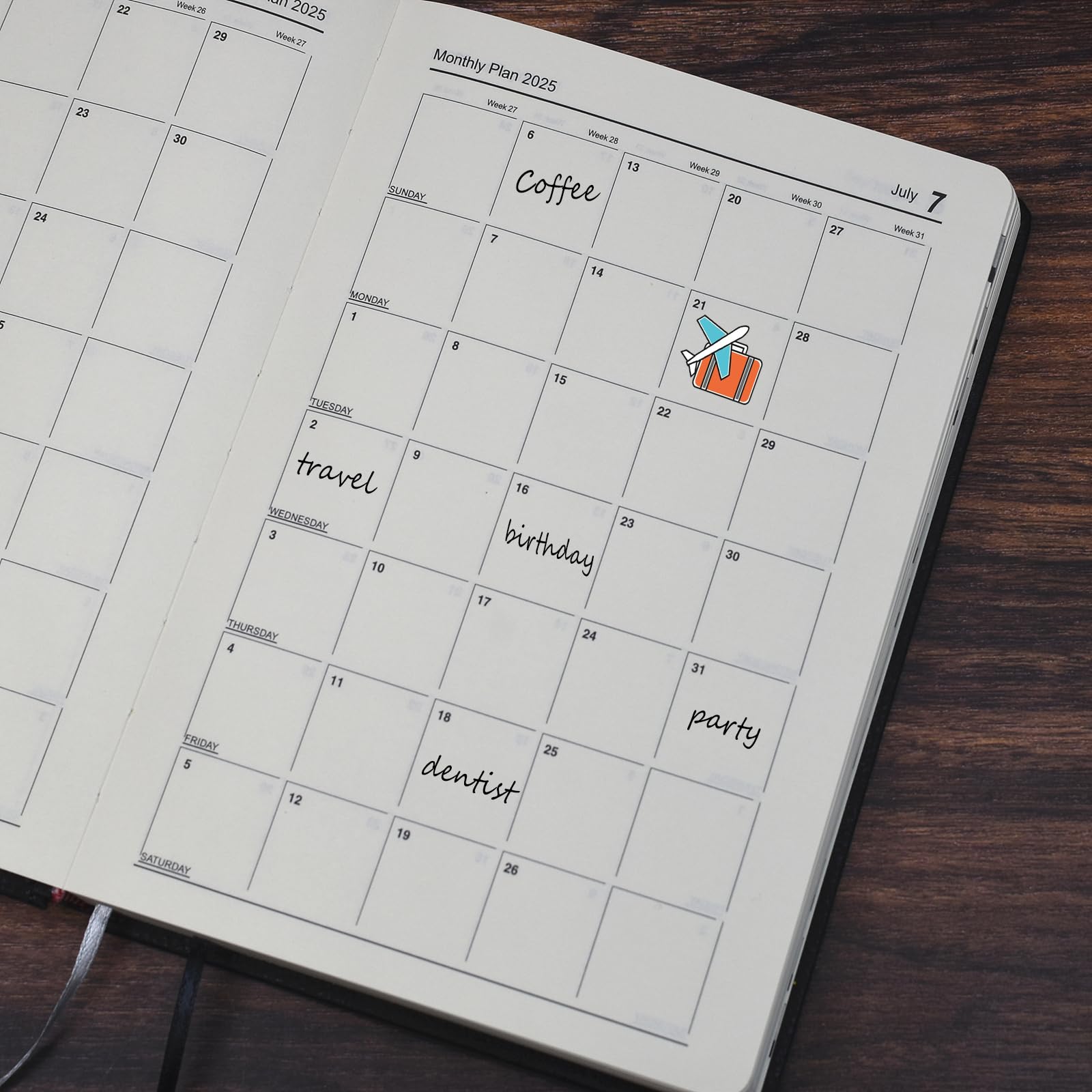 2025 A5 Daily Planner - Day Per Page from January to December 2025, Productivity Organizer with Monthly Tabs, Pen Loop & Inner Pocket, 21×14.5cm Green Diary - Perfect for Work, School & Personal Goal Tracking